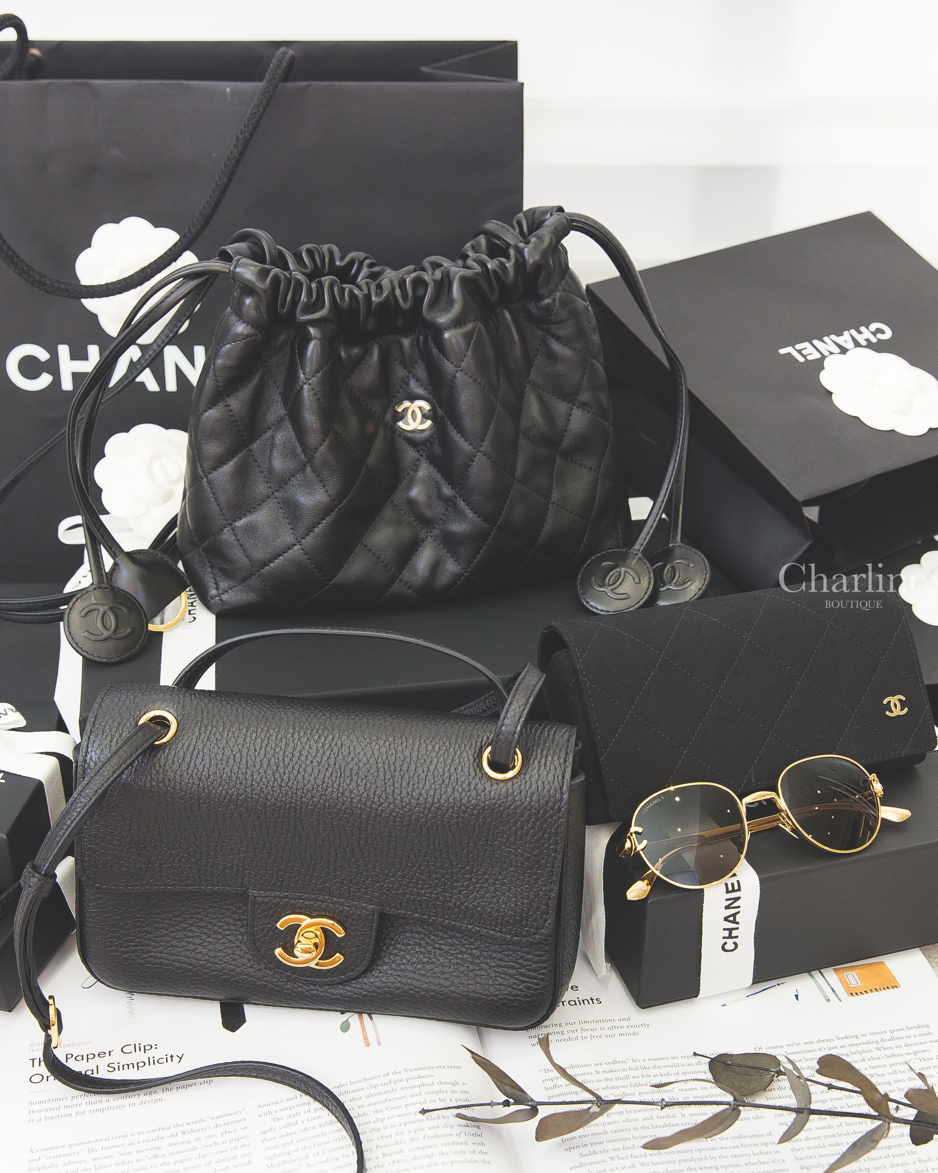 Chanel Clutch With Leather Strap 黑色金CC束口肩背手拿包 ,Chanel Mini Flap 黑色金CC迷你荔枝牛皮肩背包,Chanel 金色圓框側邊金CC金字太陽眼鏡-Charline Boutique 精品代購