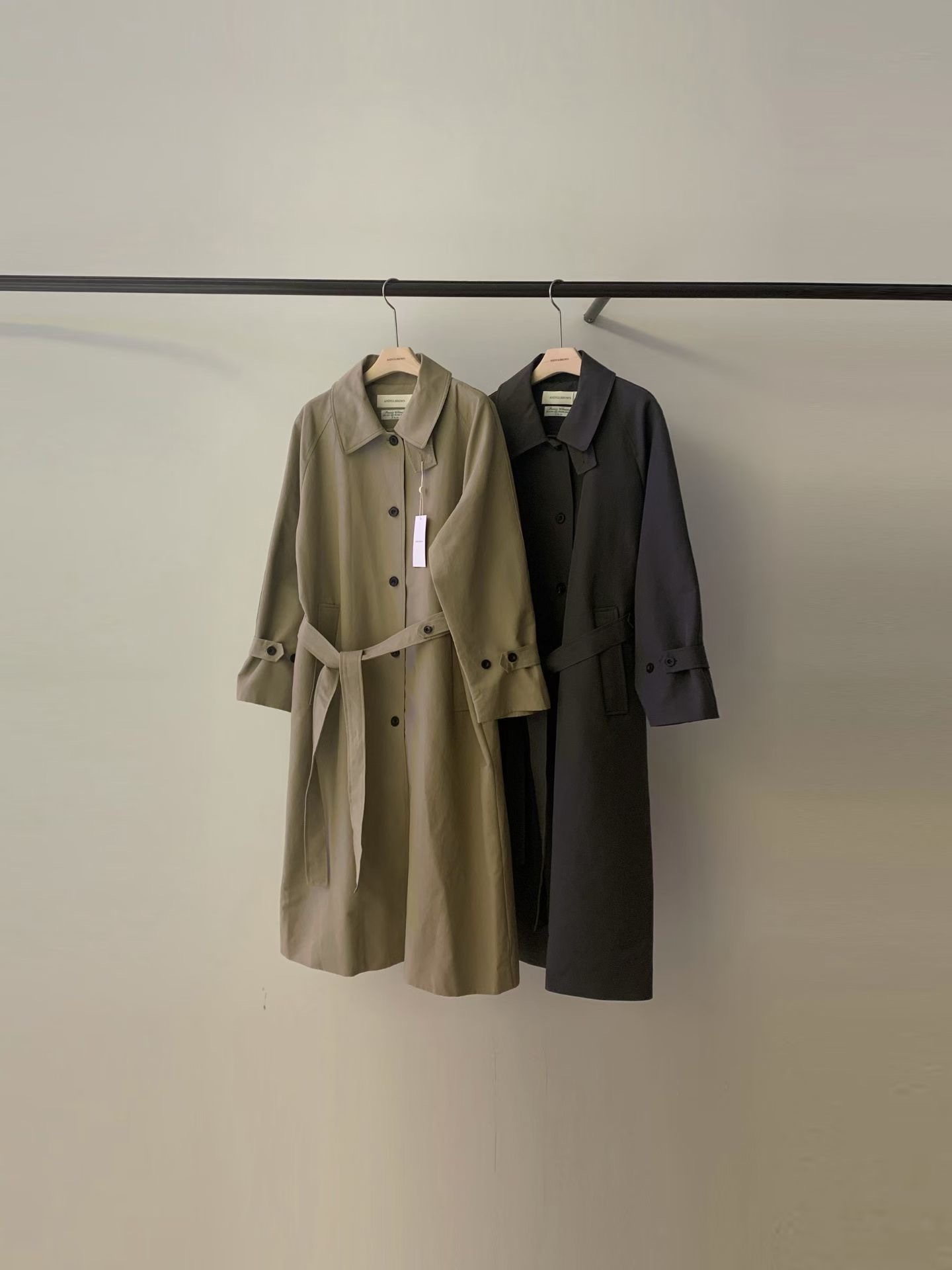 AB2697 Mono Trench CT