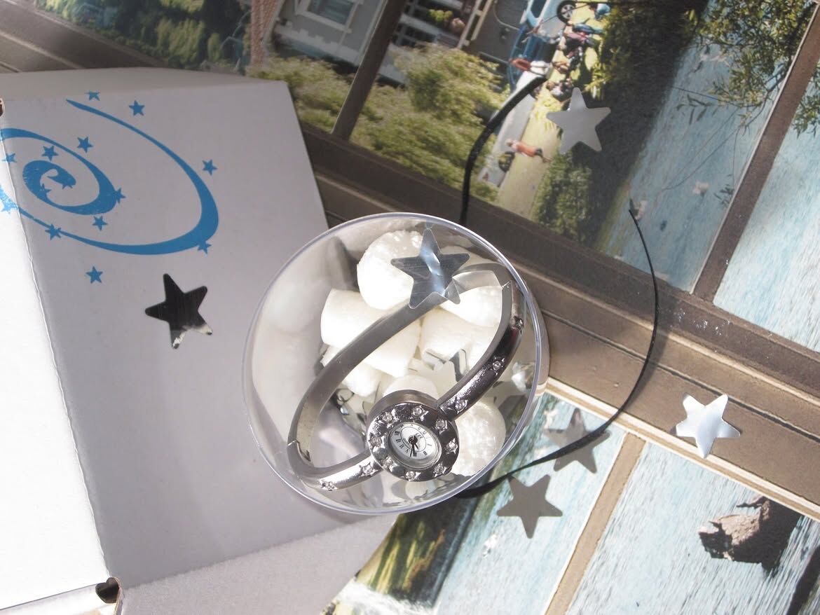 🇰🇷 eeespace BABE STAR WATCH 星星排鑽 腕錶 手錶 飾品 配件 / 預購