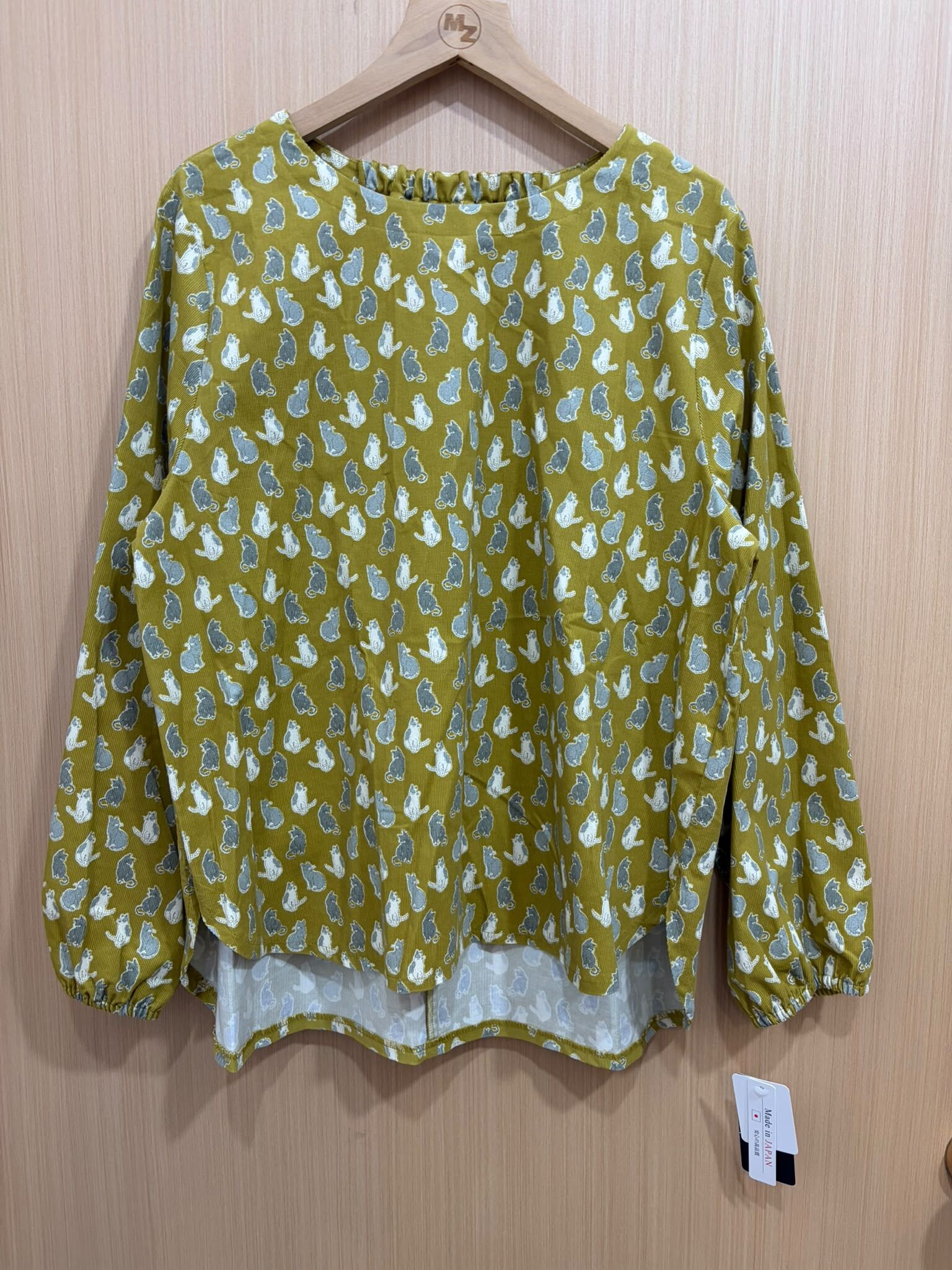 NG 日本製 貓貓 TOP
