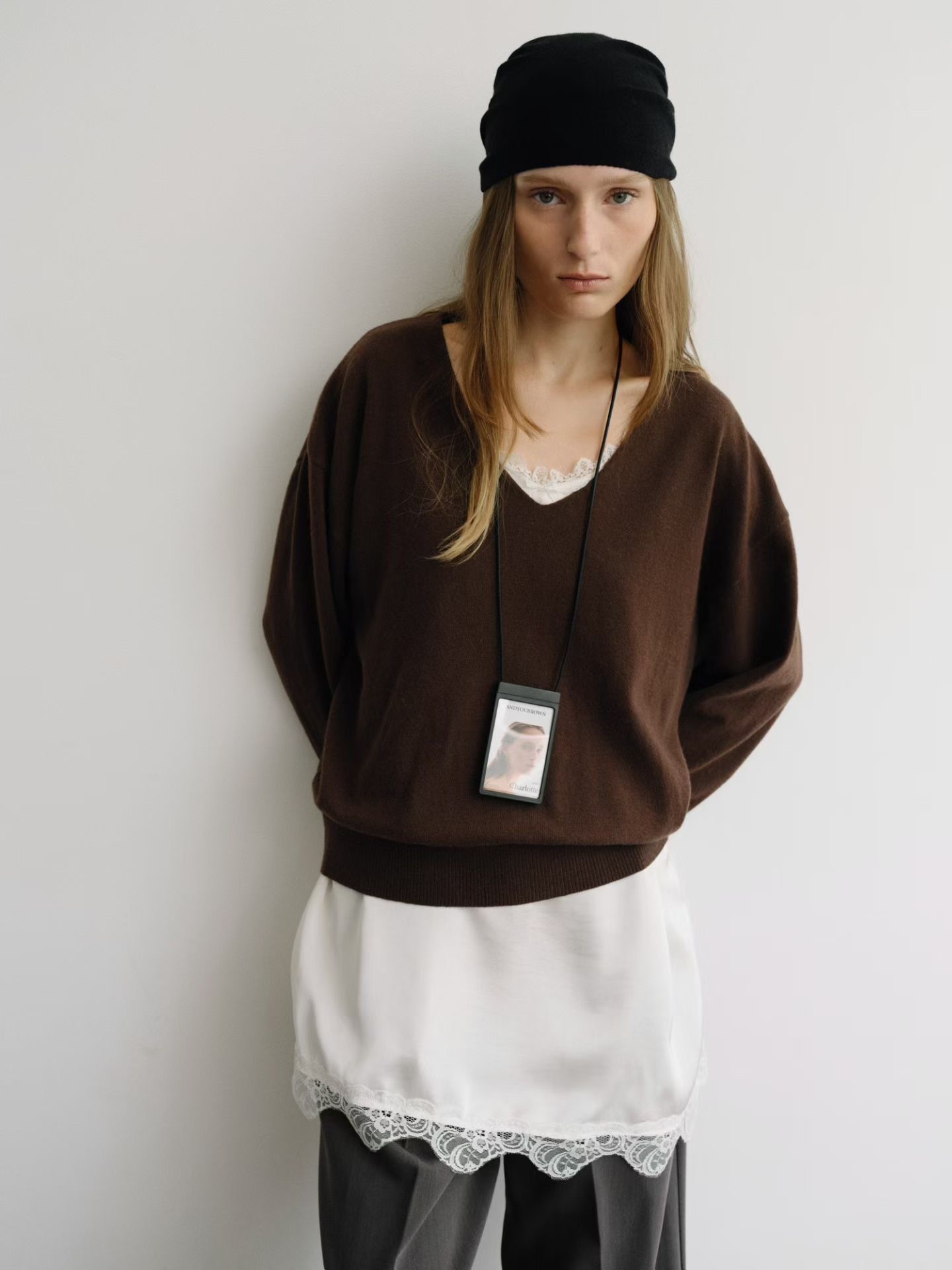 AB26112 Fine wool V knit