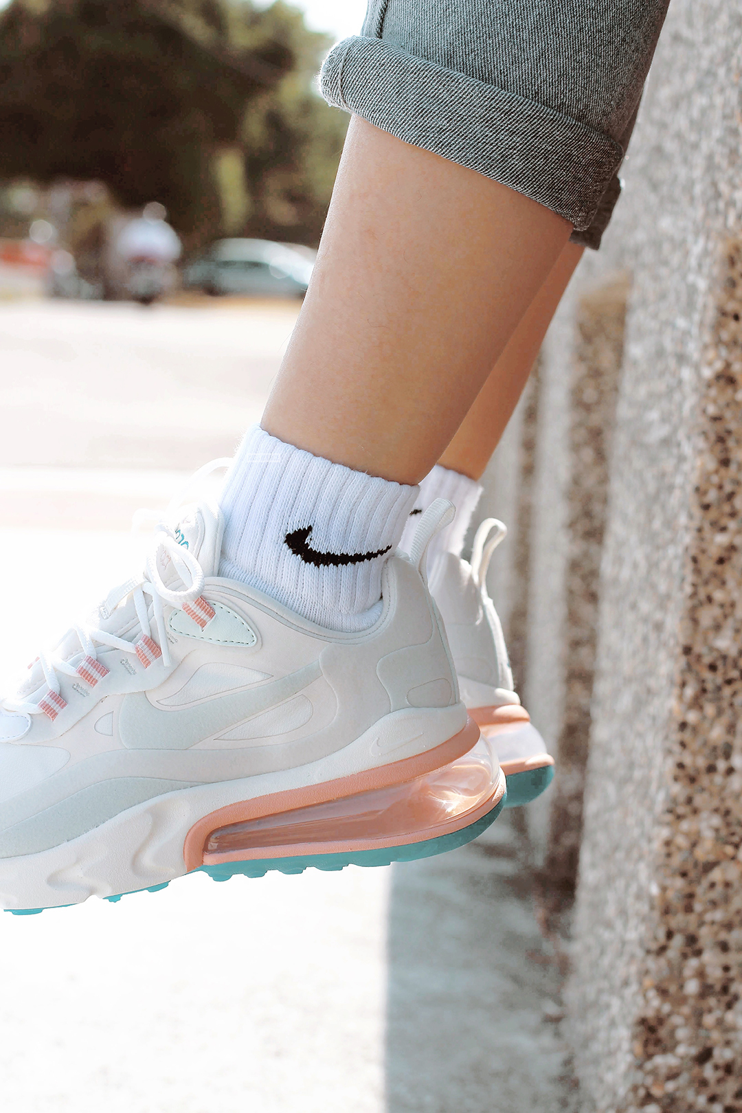 Nike Cushioned Quarter Socks 三色中筒厚底運動襪一組(三雙入) (SX4926-901)
