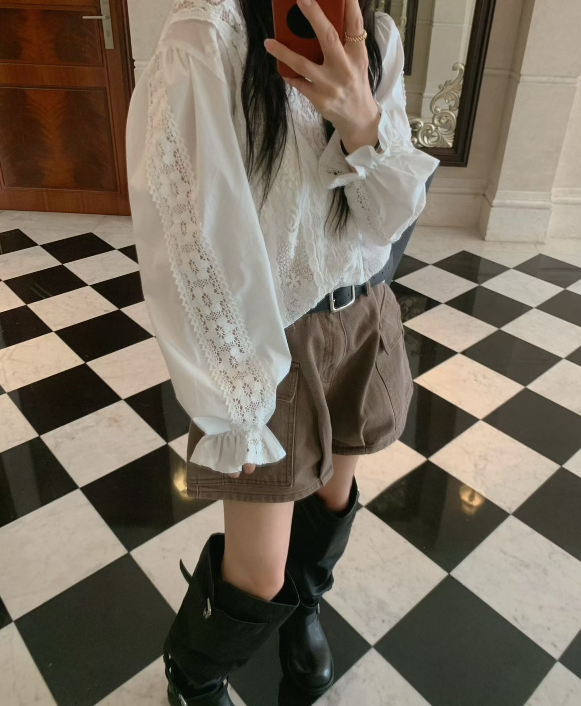 玫瑰花紋V領襯衫
