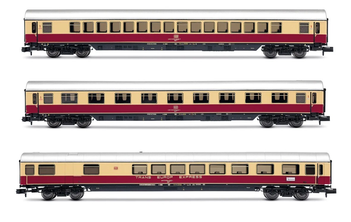 Arnold HN4508 N scale AKE, 3-unit set of "Rheingold", set 2/2, consisting of 1 x restaurant coach ARmh217 + 1 x 1st class coaches Avmz + 1 x coach Apmz, ep. VI
