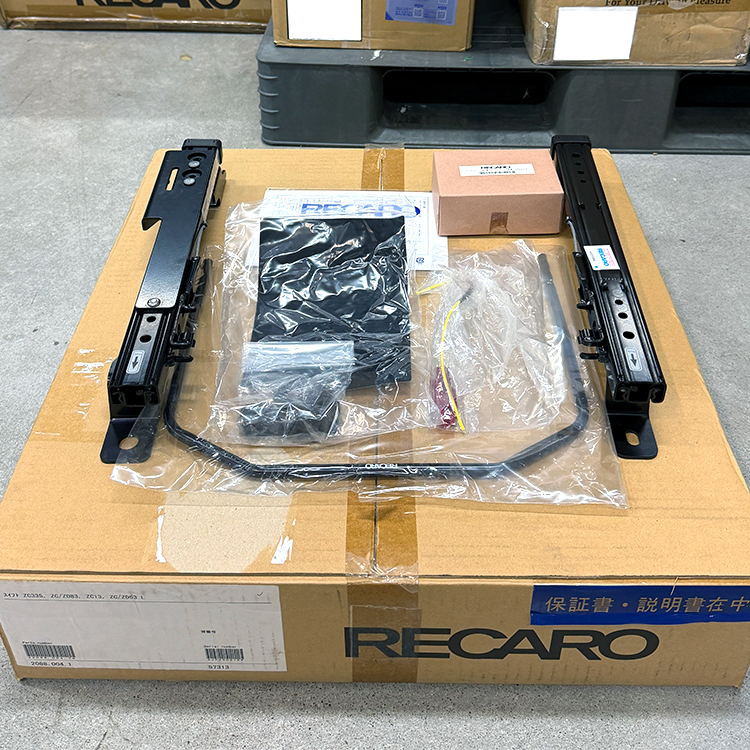 RECARO 腳架滑槽 TOYOTA GR86 SUBARU BRZ ZD8