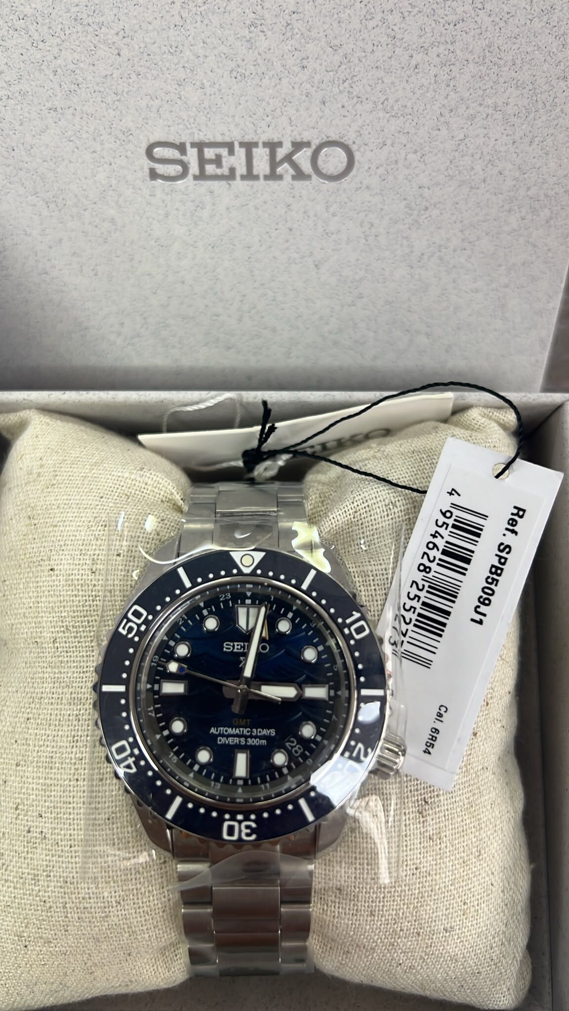 Seiko 精工 Prospex Sapphire Automatic GMT Stainless steel 60th Anniversary Limited Edition  SPB509 SPB509J1 / SBEJ027 藍寶石自動上鍊GMT腕錶 不鏽鋼 60週年限量版