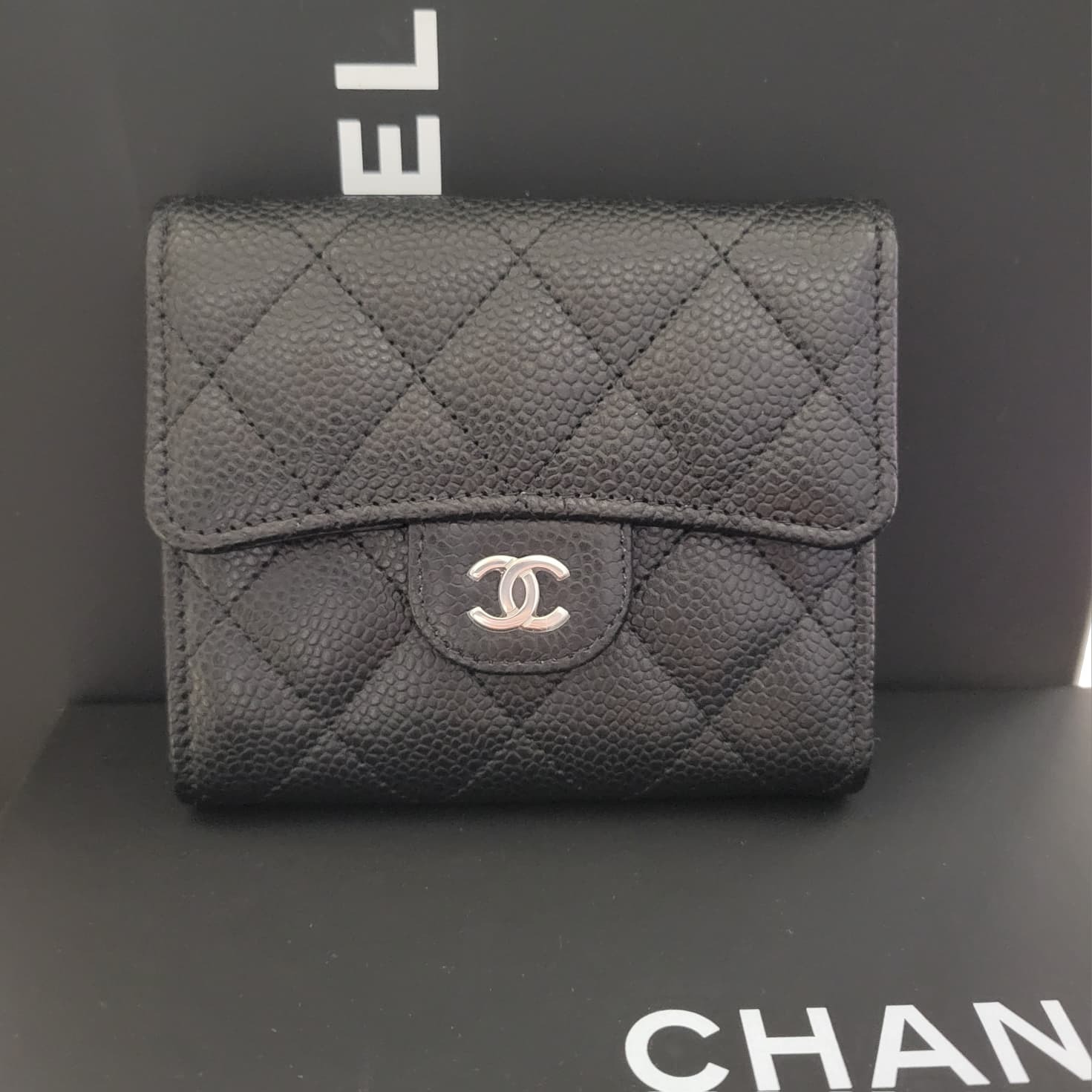 Chanel ap0231 SHORT WALLET black caviar silver 短銀包 黑銀 牛皮
