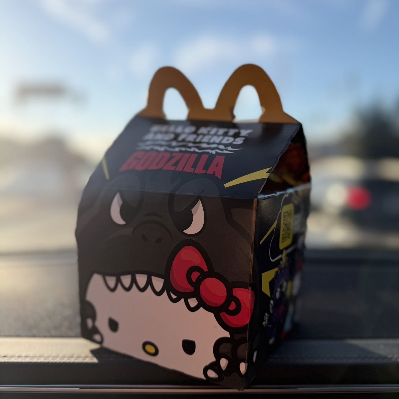 (預購商品) 美國🇺🇸 麥當勞限定 Sanrio x 哥吉拉 聯名款 小公仔盲盒