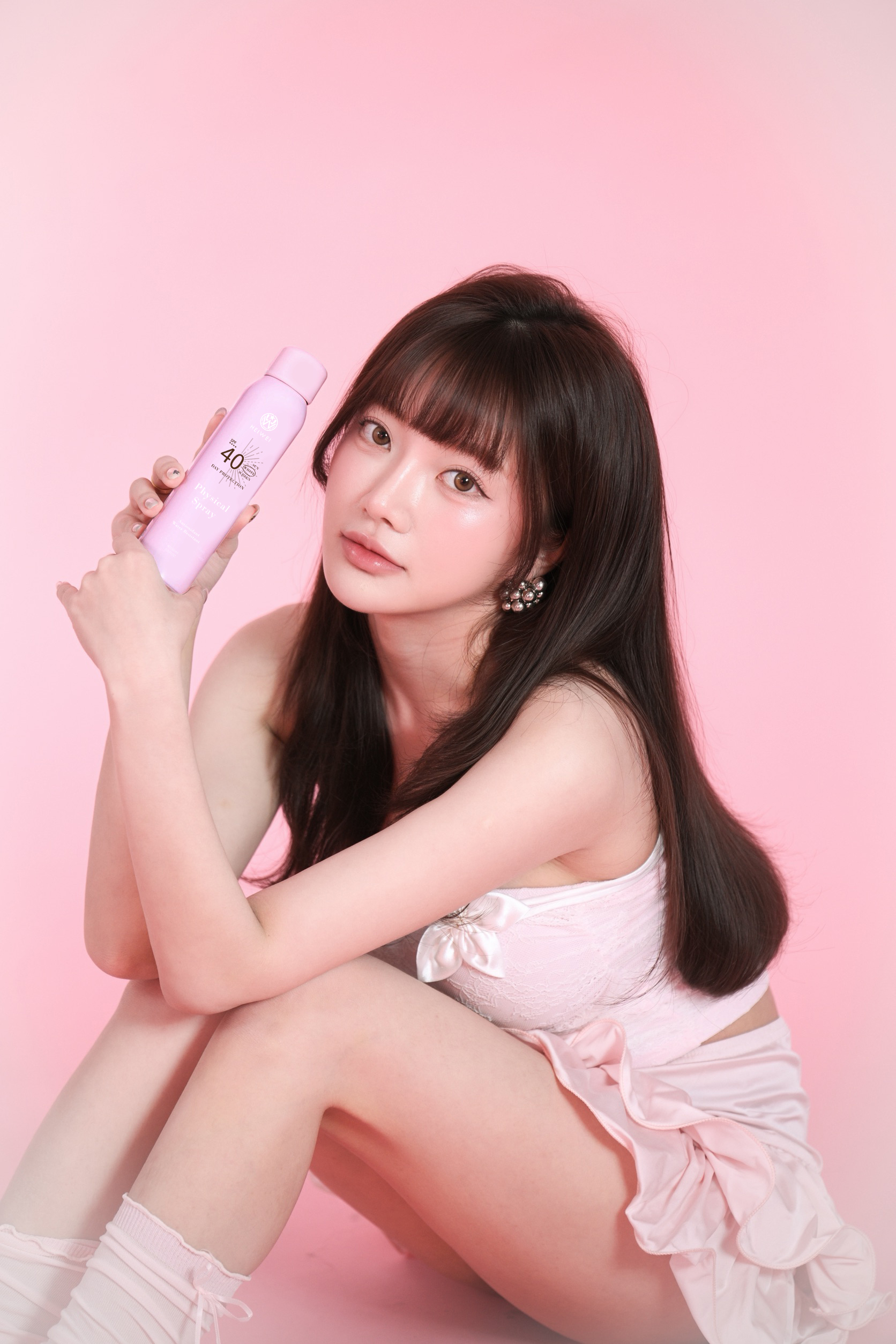 品馨手持 HEIWEI 爆白防曬隔離噴霧的形象照