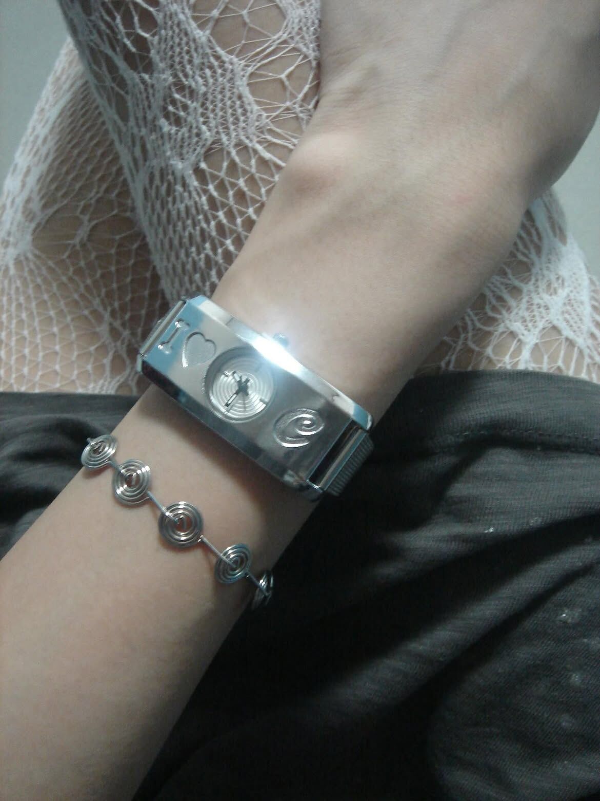 🇰🇷 eeespace LOVE E WATCH 方型 腕錶 手錶 飾品 配件 / 預購