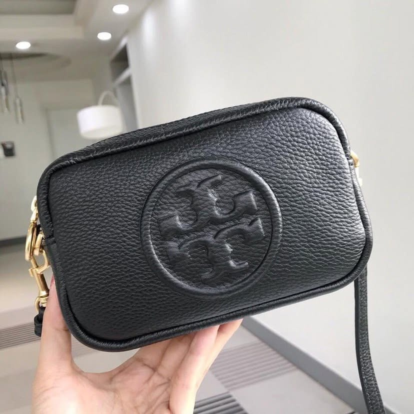 【預購】TORY BURCH S082006 Perry Bombe 相機包 (黑色)