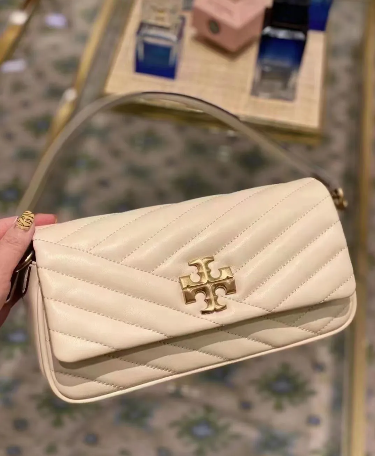 【預購】TORY BURCH S082009 Kira Chevron 翻蓋肩背袋