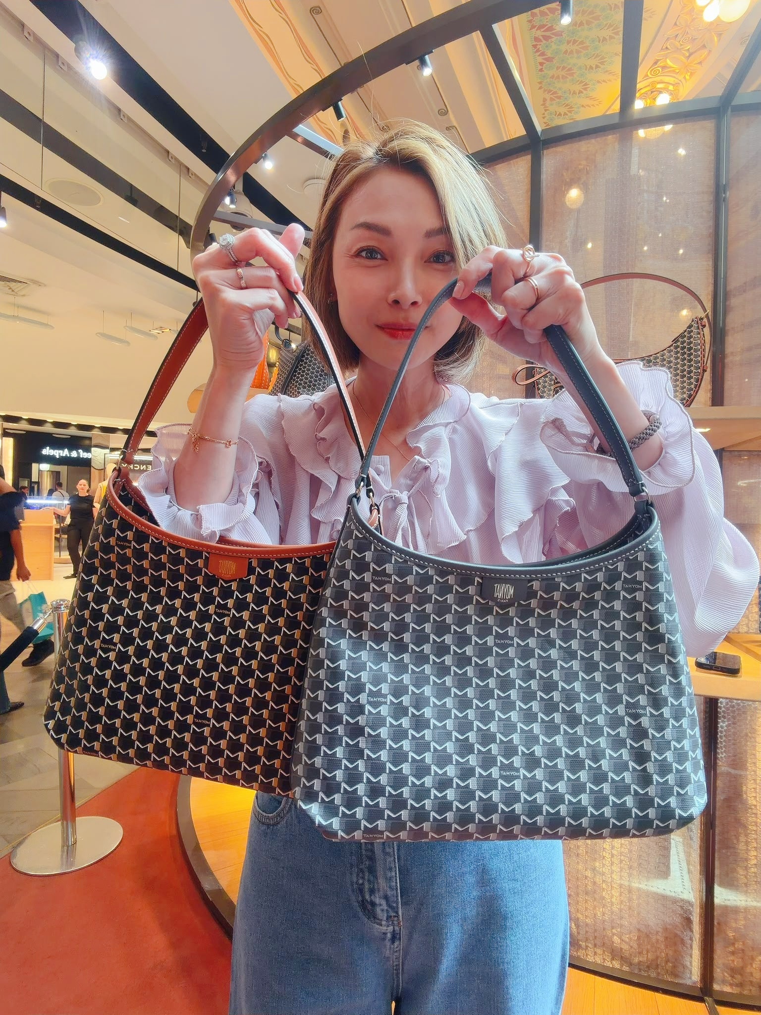 英國代購 MOYNAT MINI HOBO（不包括任何配飾鎖匙扣）