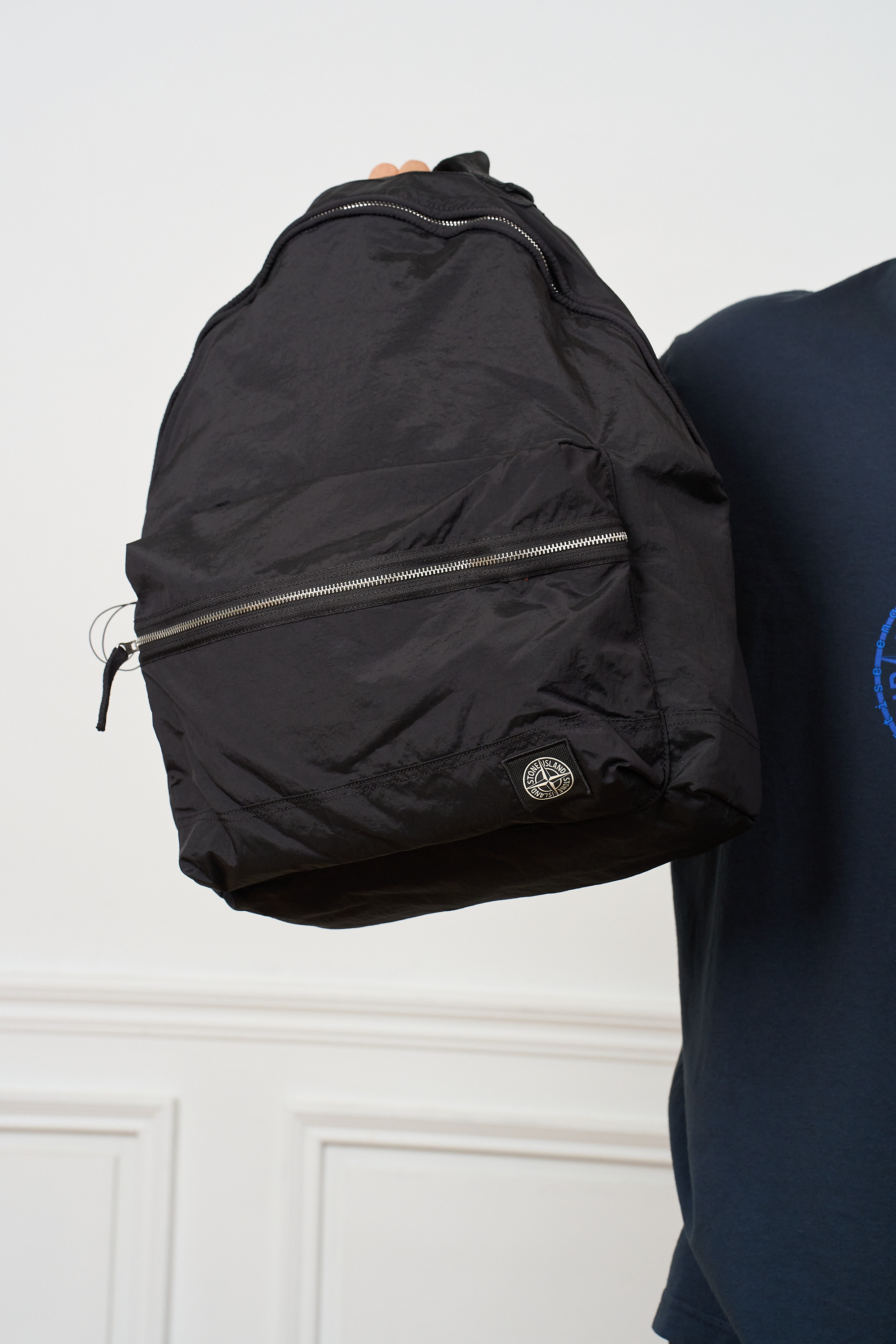 Stone Island ECONYL®塗層尼龍塔夫背包【9200014S0251V0029】