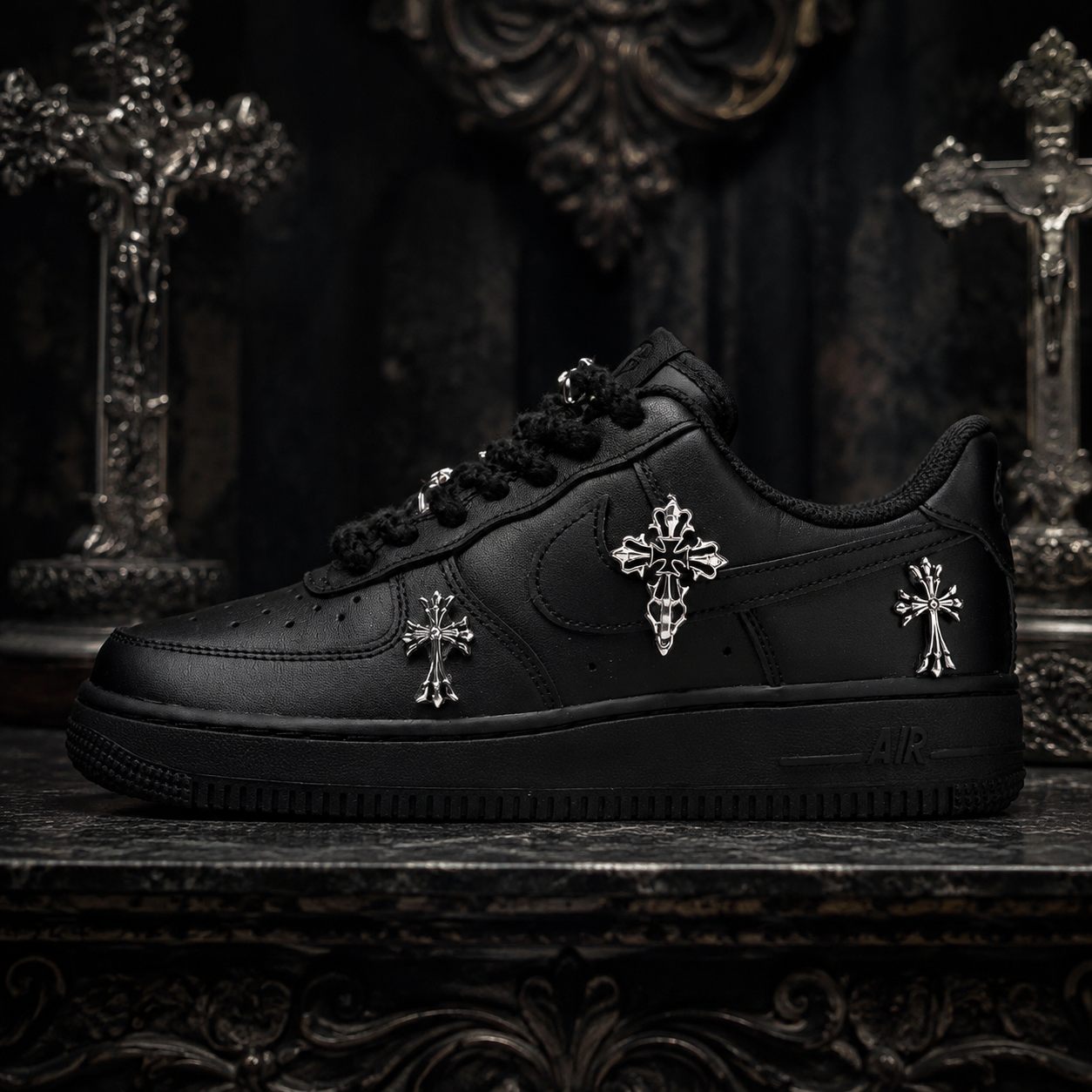 【訂製鞋款】 NIKE AIR FORCE 1 荊棘之戀 十字架 龐克風 金屬 暗黑風  個性 CW2288-001(Team1583-荊棘之戀)
