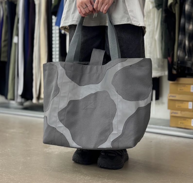 Cracked Club Ch1ng Ch0ng Cracked Bag - Grey