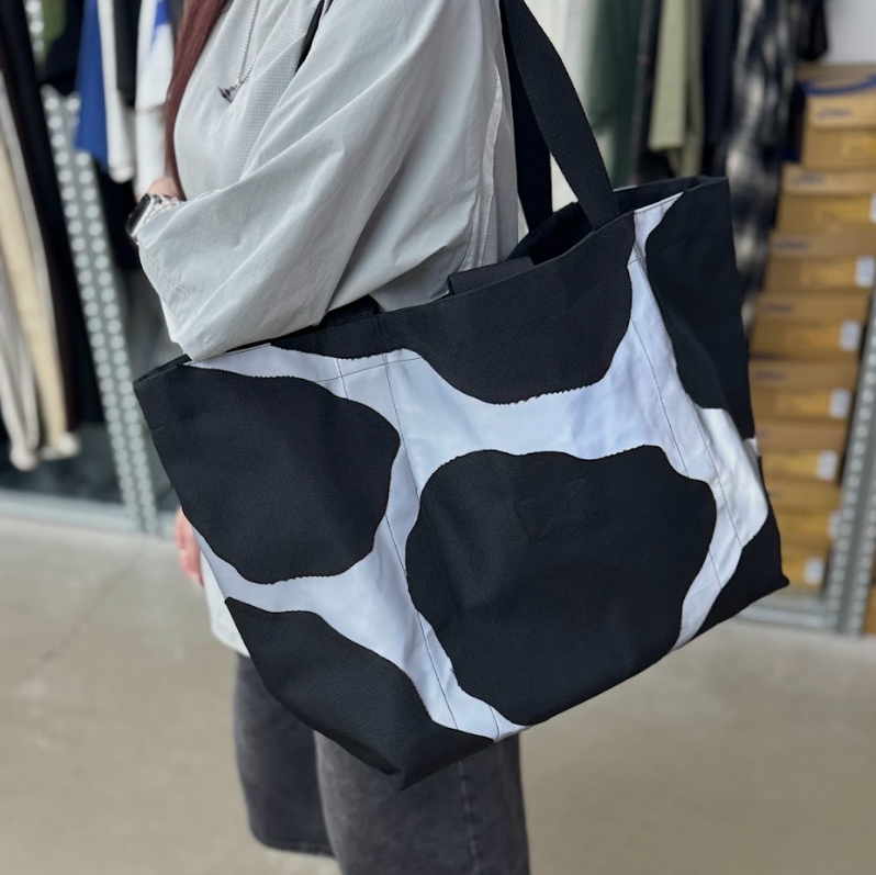 Cracked Club Ch1ng Ch0ng Cracked Bag - Black