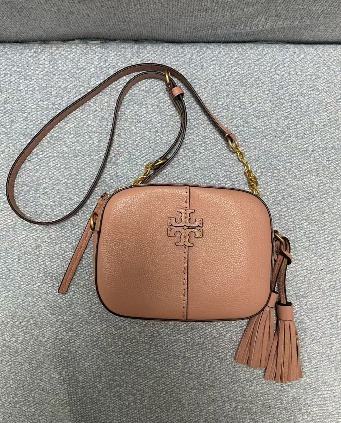 【預購】TORY BURCH S082020 大流蘇皮革鍊帶相機包