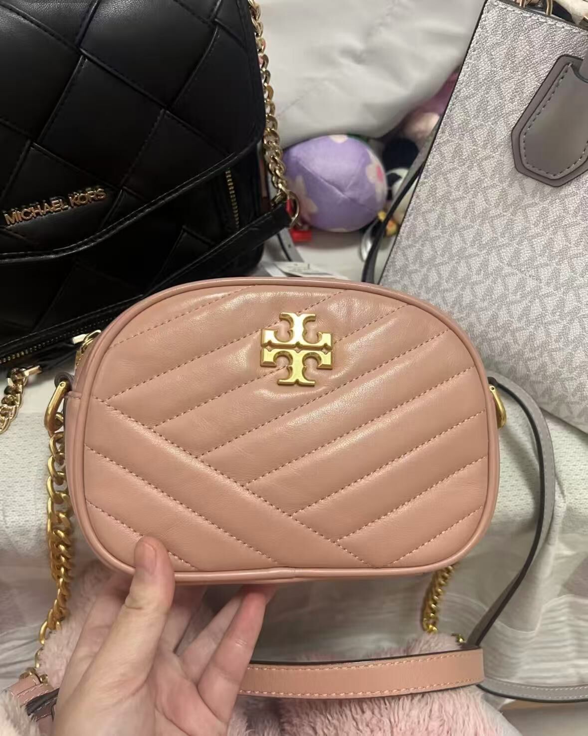 【預購】TORY BURCH S082012 Kira Chevron 斜背包 (藕粉色)