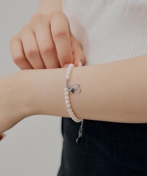 Chico / Logo Motif Pearl Bracelet
