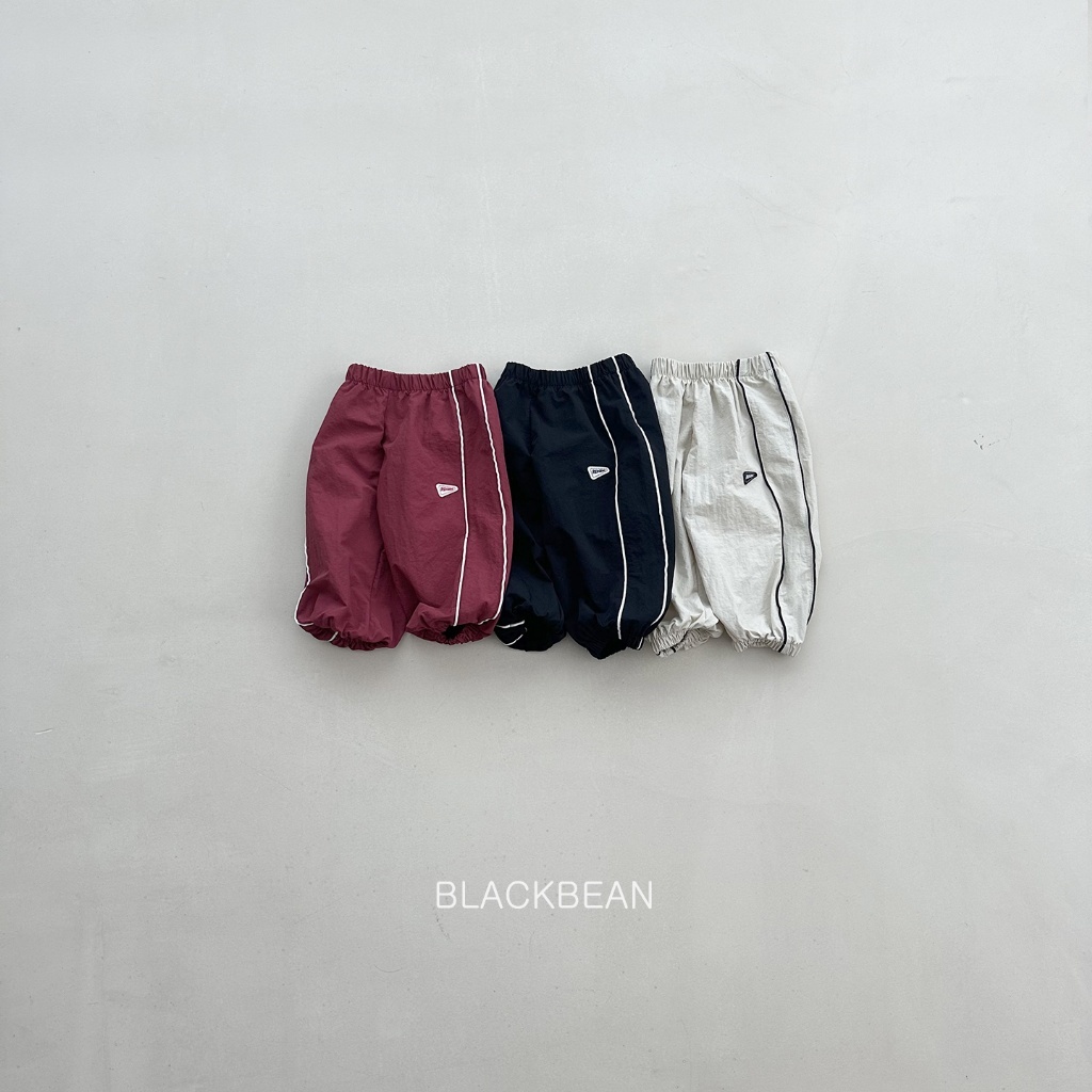 正韓秋BLACKBEAN 嫩嬰/小童三色線條運動褲