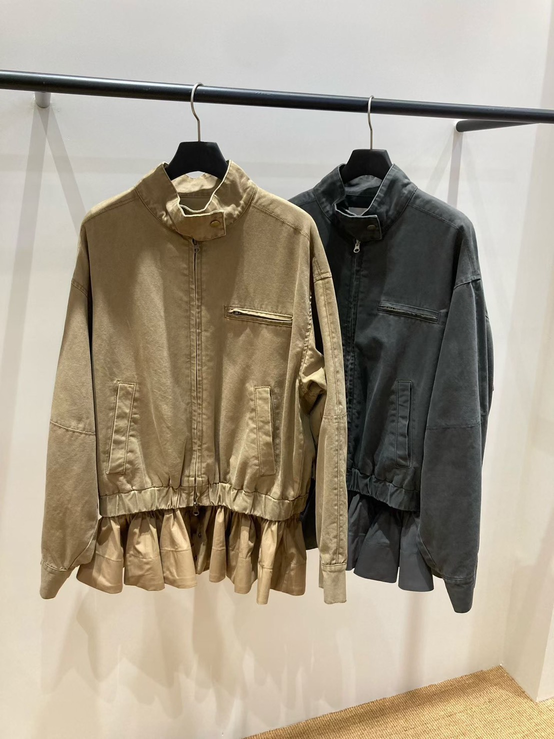 裙擺兩穿拉鍊牛仔夾克
