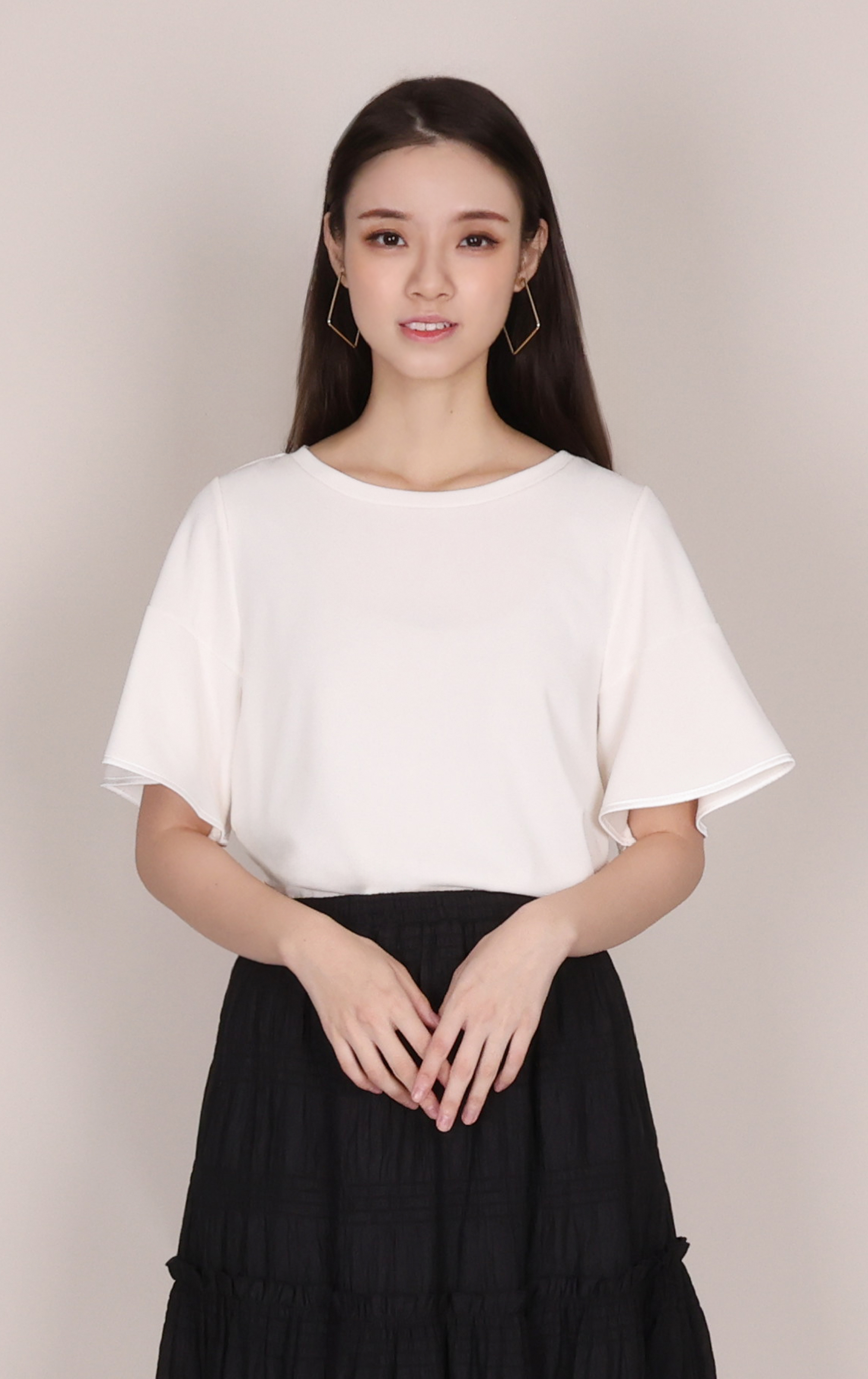 Flutter Sleeve Crew Neck Elegant Top ST0923