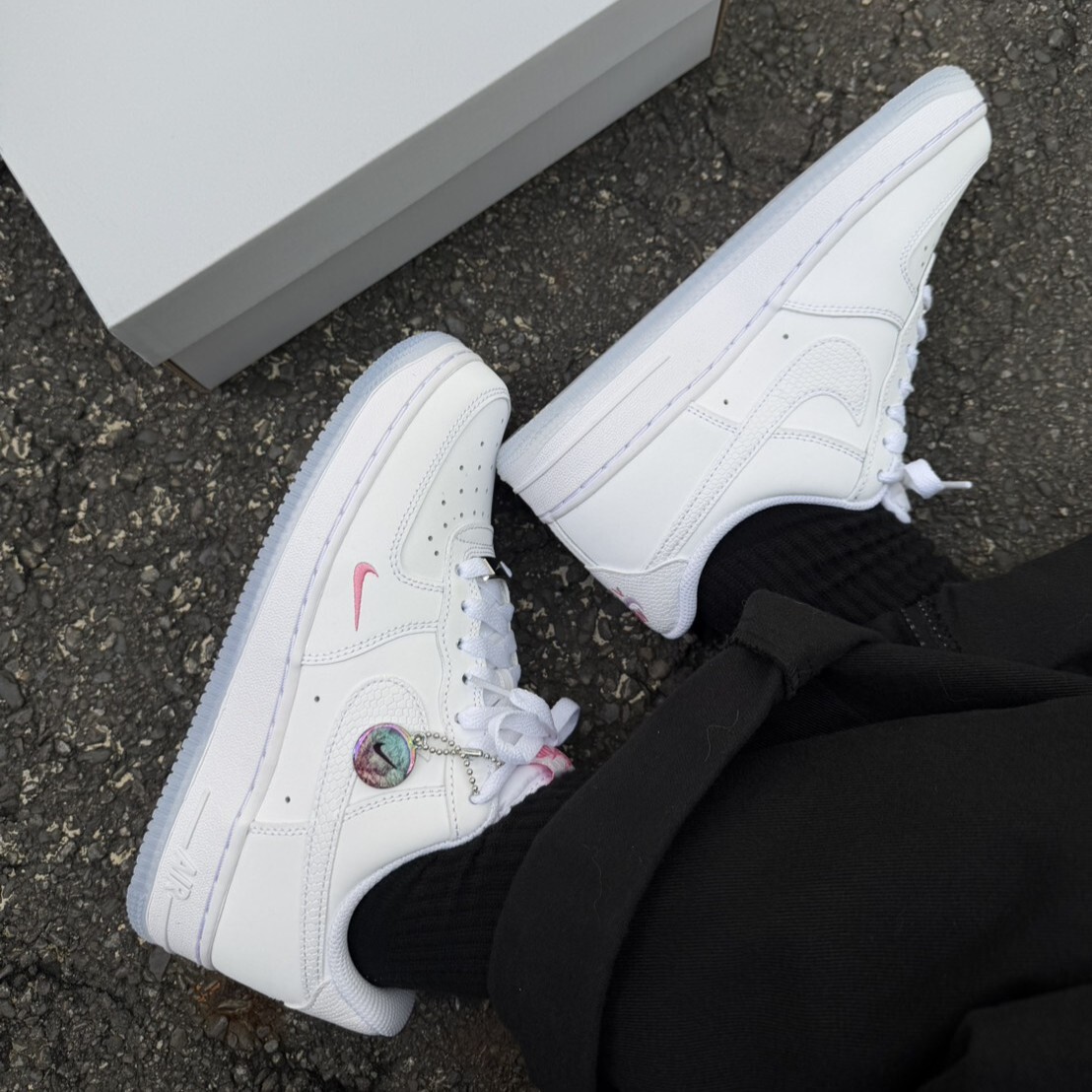 Nike Air Force 1 "White Lotus" 斑點白粉 IV4453-100