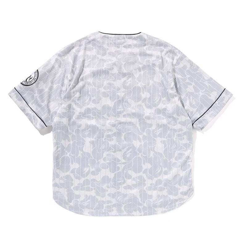 BAPE CAMO STRIPE BASEBALL SHIRT 滿版迷彩胸前字體球衣 短袖 灰白色 1L30132003-GY [台灣現貨]