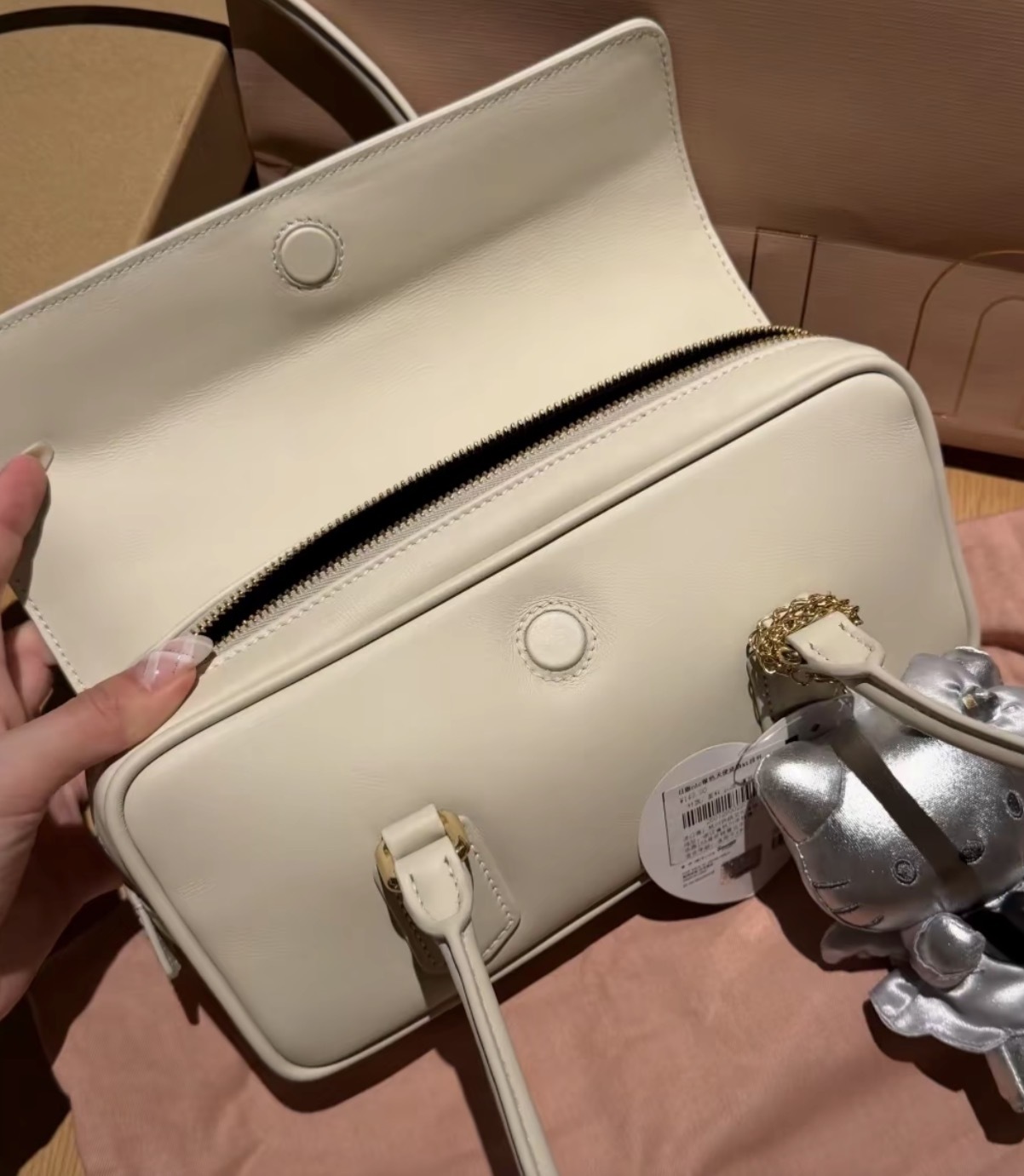 Miu Miu Arcadie Leather Bag 粉白色 皮革 手袋 單肩袋