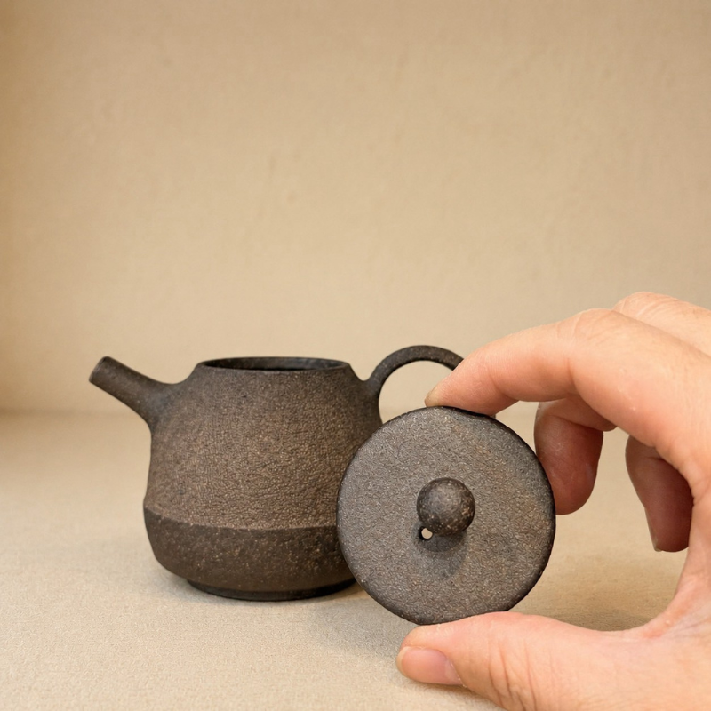 黑砂岩冰煙茶壺