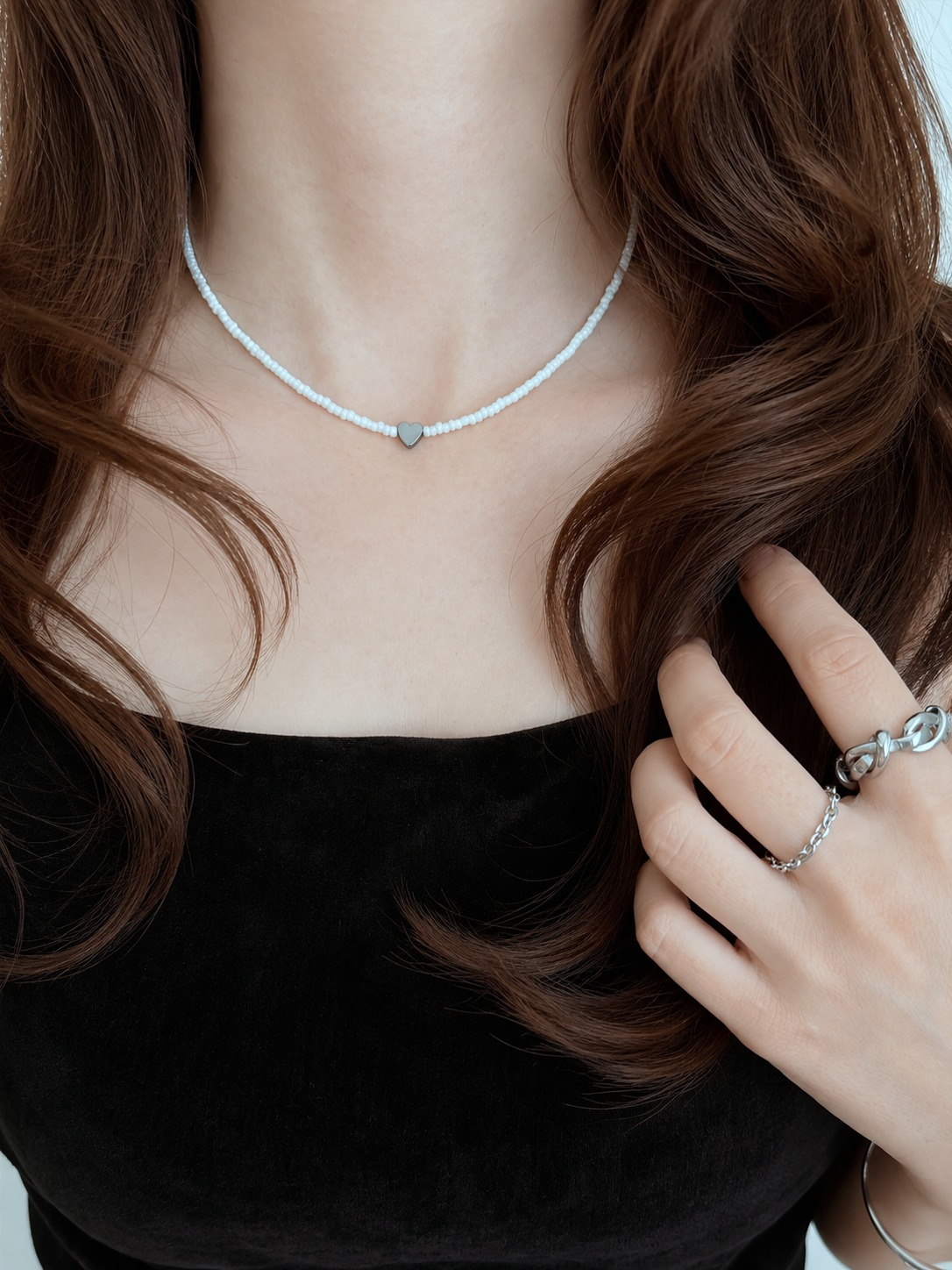 SS white beads choker necklace