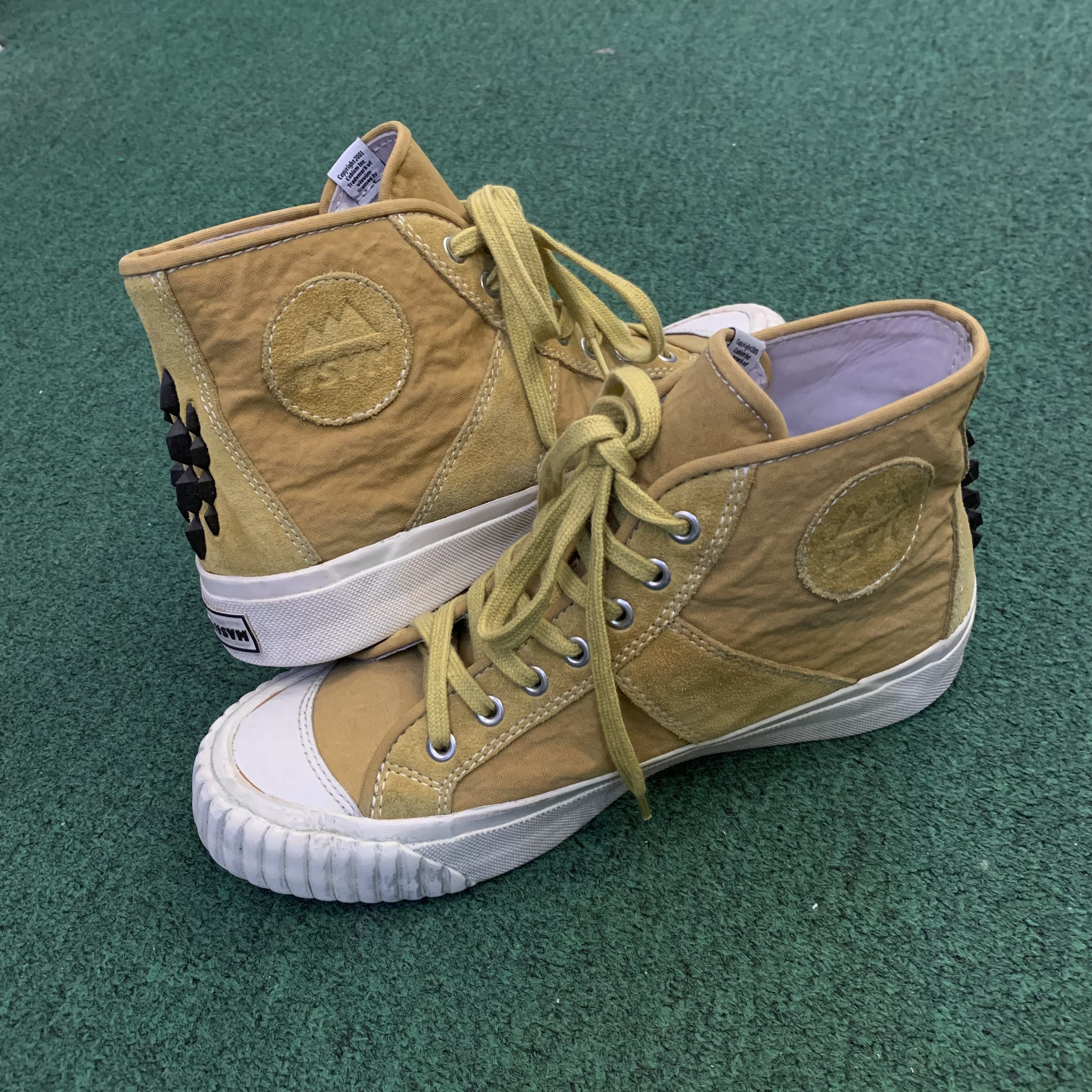 HB SHOP DISPLAY SALE: VISVIM WMV LEISEE LAMINA HI-SHOES W *女裝 - WOMEN SIZE (7) IN STOCK NOW (現貨發售中)