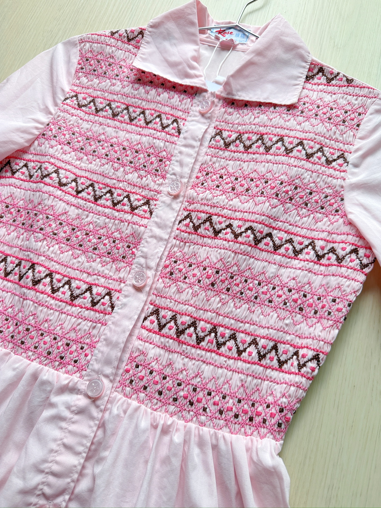 粉霧幾何刺繡連身裙