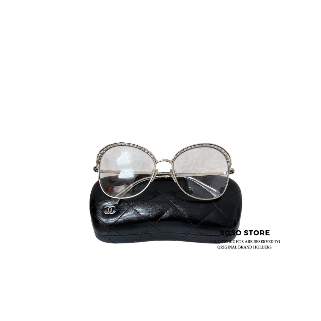 Chanel 4247-H - Pale Gold / GHW