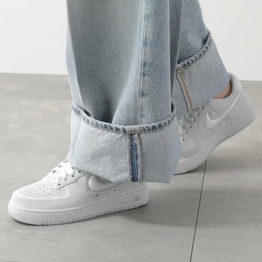 NIKE AIR FORCE 1 AF1 灰白 淺灰白 果凍勾勾 絨面 女鞋 HV4406-100 / 調貨
