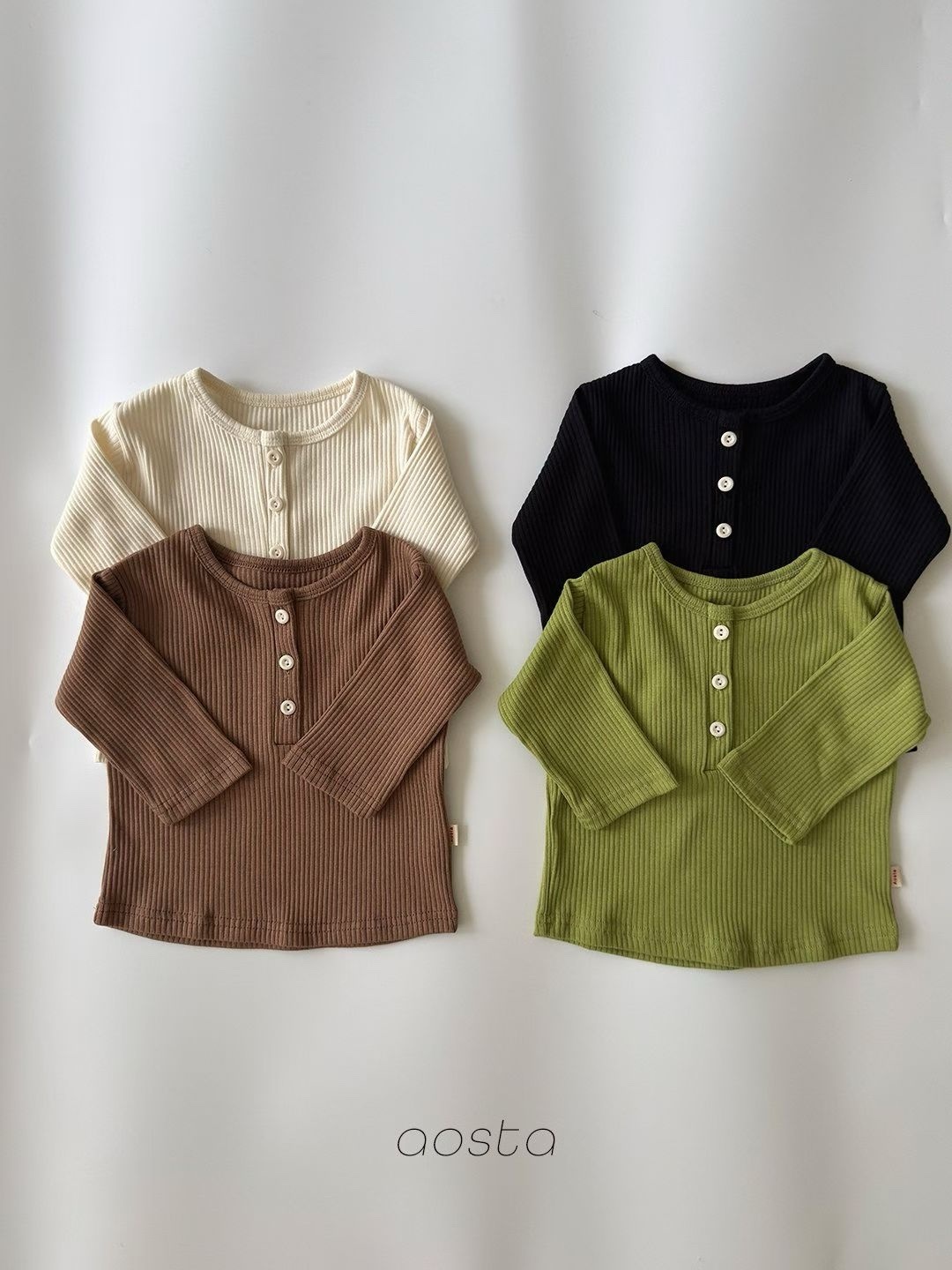 AOSTA Butter Button Tee