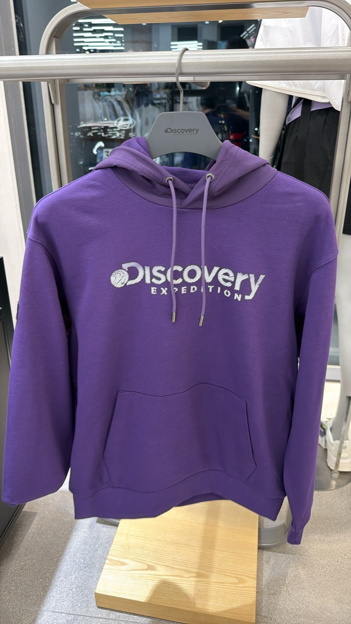 VG26 Discovery EXPEDITION 文字LOGO 長袖有帽衛衣-紫色 (PPD) (DXHD21054GP001)