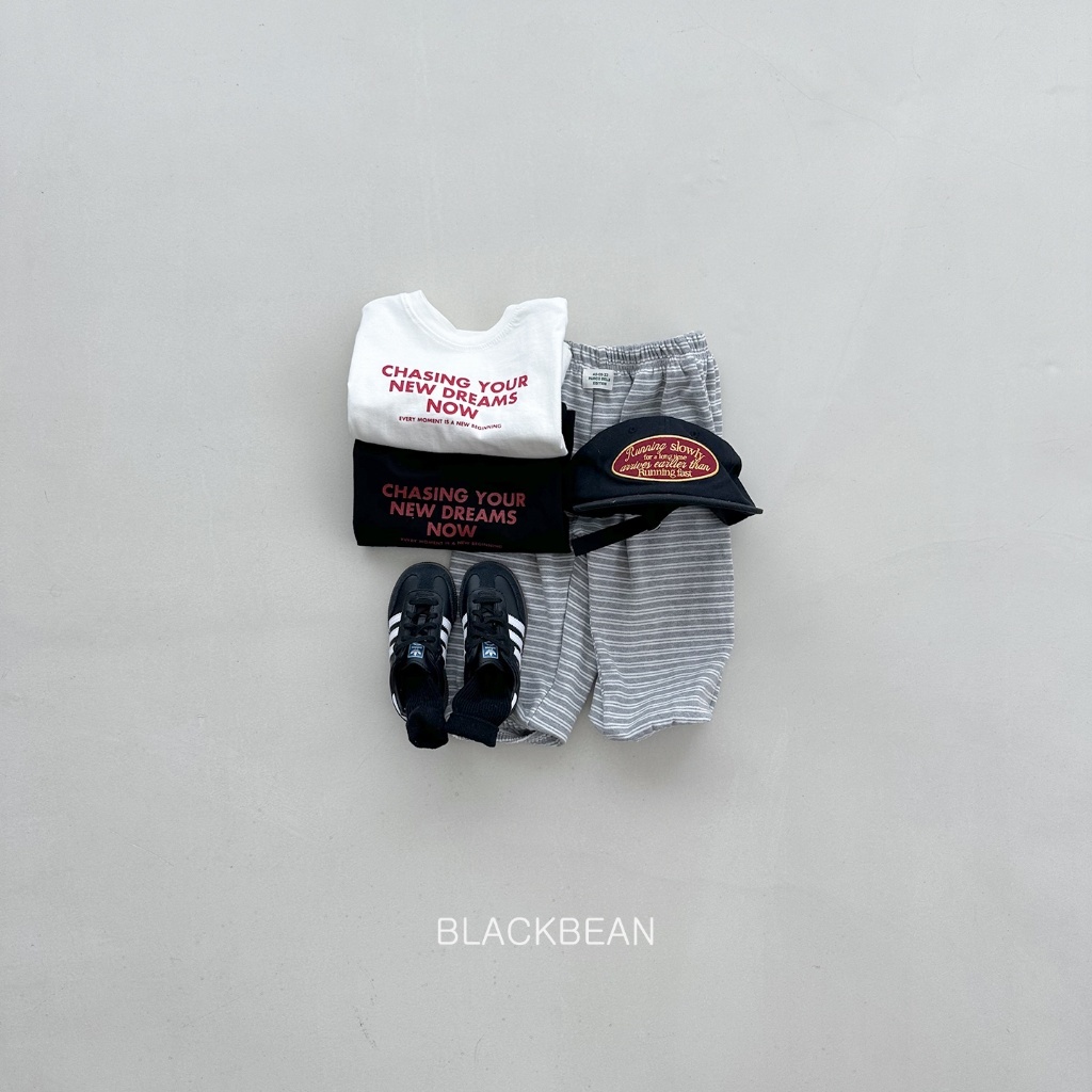正韓秋BLACKBEAN 小童CHASING YOUR NEW DREAM上衣