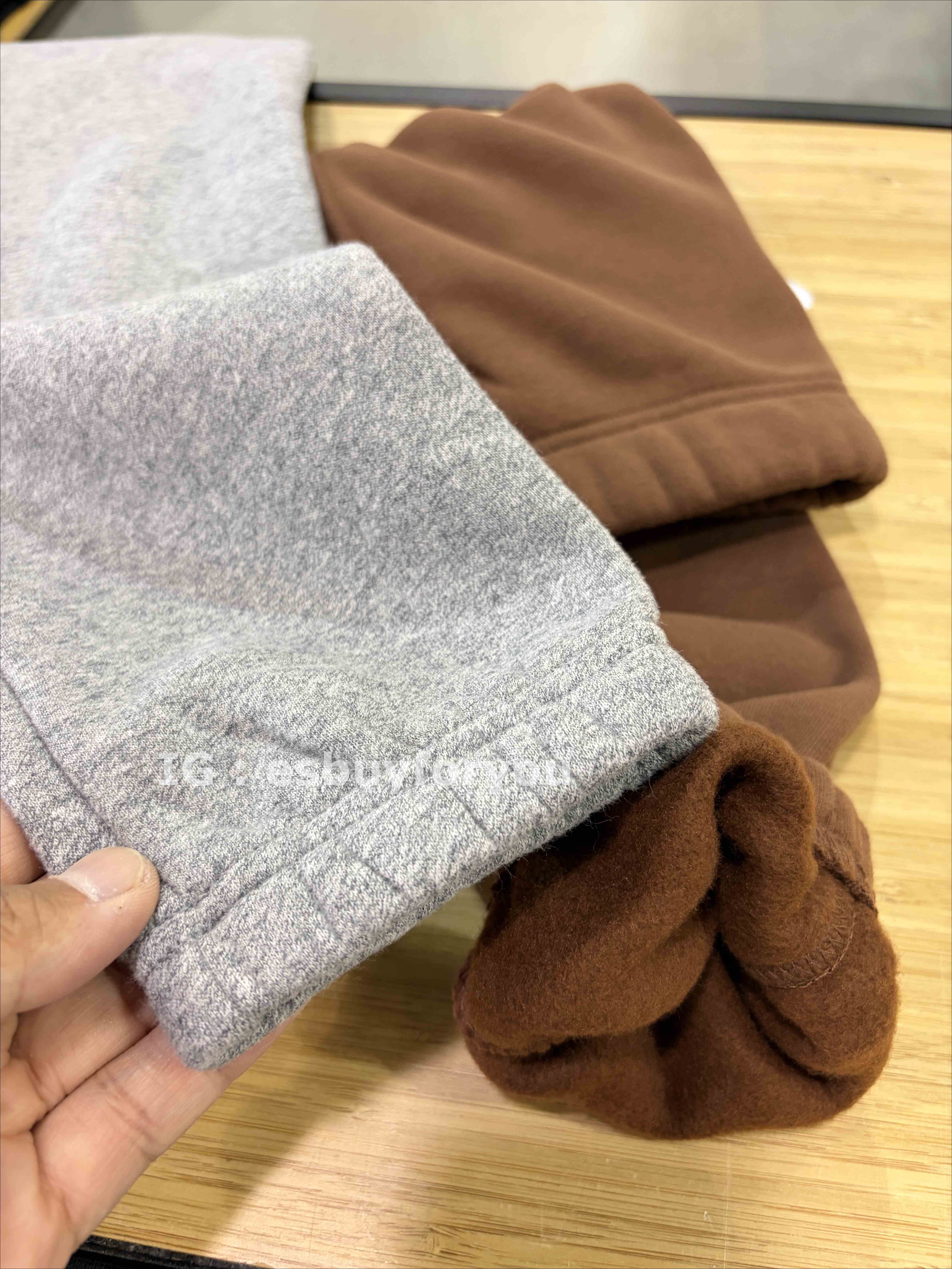 ROOTS 大童 刺繡徽章 小海狸 厚棉刷毛 縮口 棉褲 (2色)