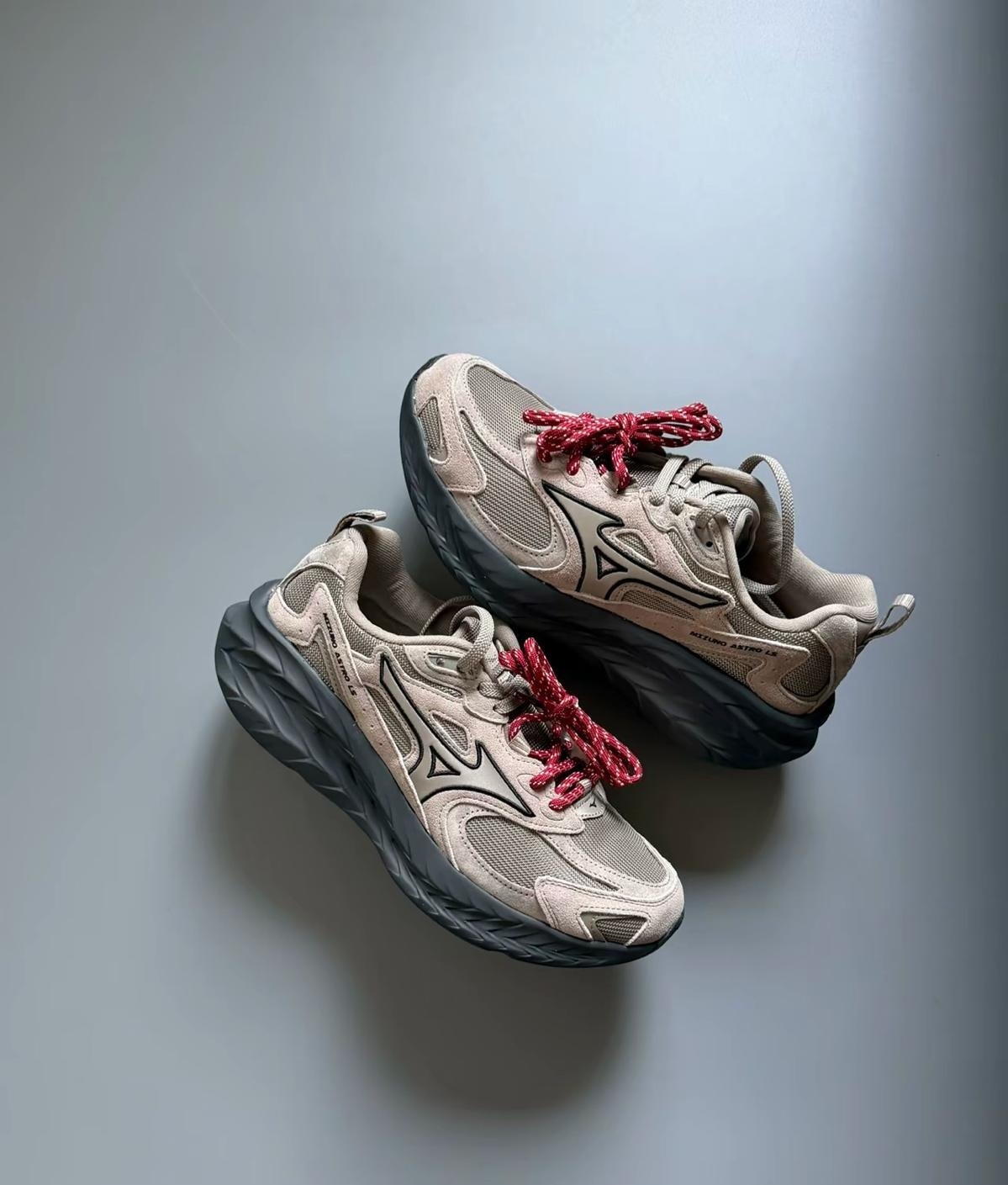 [預訂] MIZUNO ASTRO LS | 沙丘