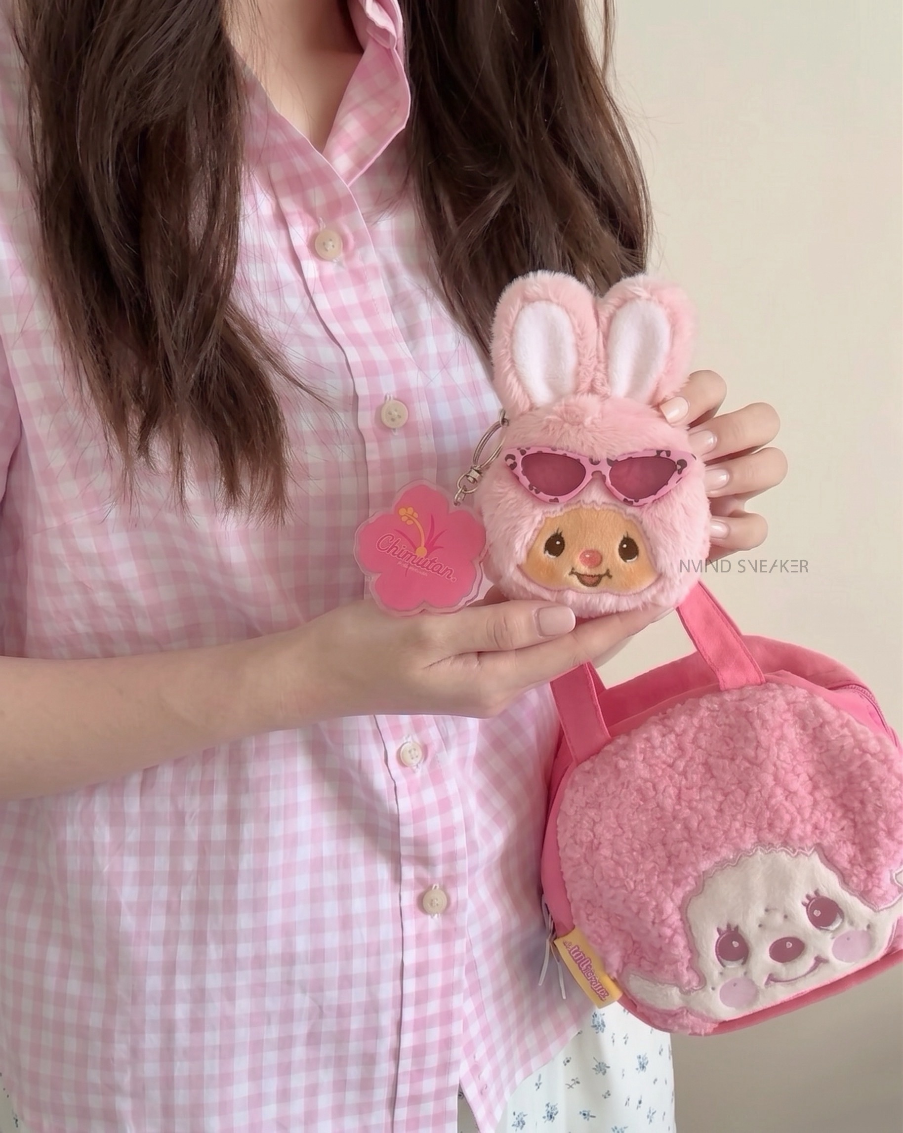 〈 夏日版曬黑蒙奇奇🌺〉韓國限定  MONCHHICHI 蒙奇奇 Chimutan 曬黑系列 零錢小包 耳機包 吊飾