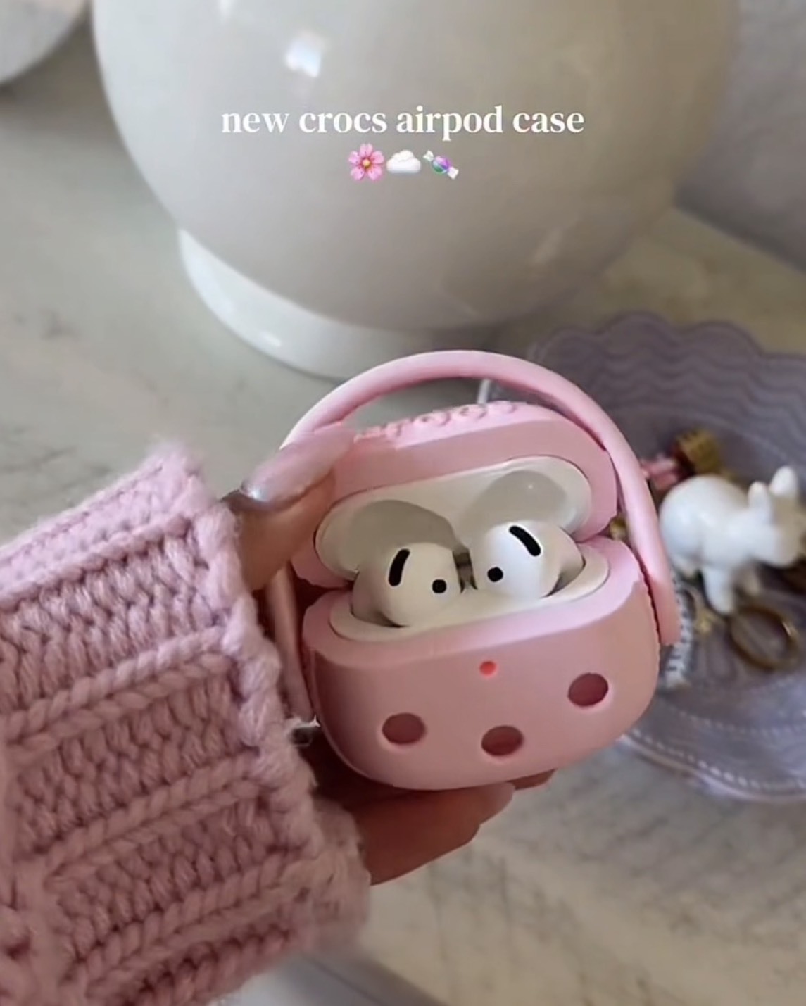 <搞怪有理因為超可愛阿🩷> CROCS AirPods  Compatible Case 洞洞鞋保護套 洞洞鞋 耳機保護殼  寶寶粉 寶寶藍 酷酷黑