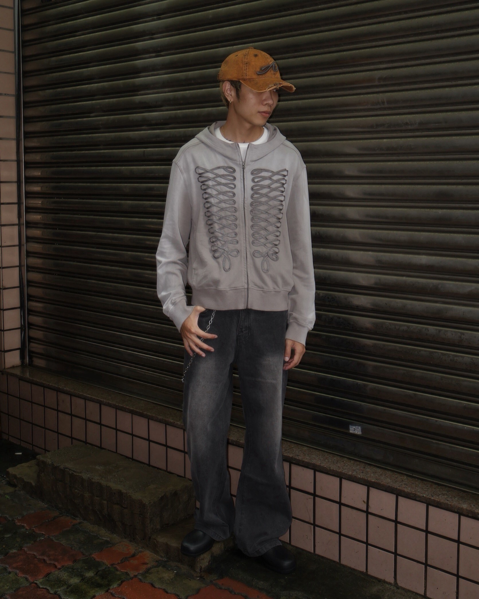 皓安 LOOK 01