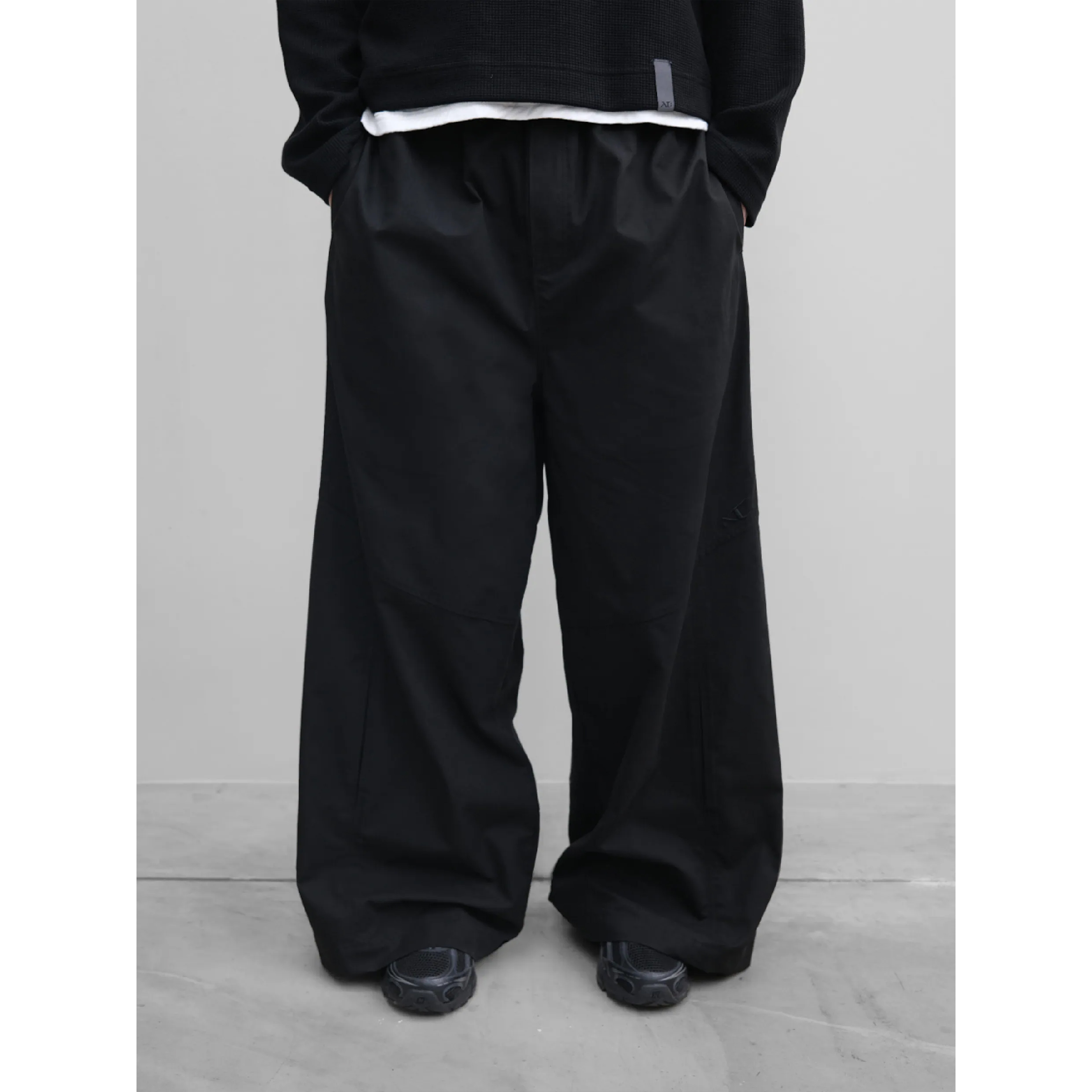 Anonymous Talking Baggy Trousers 闊腿長褲