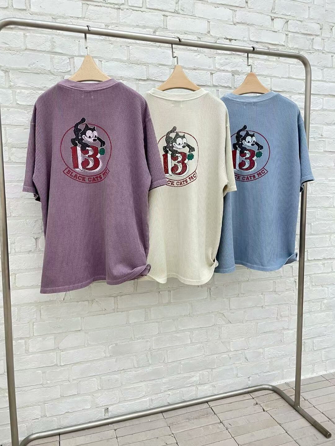 卡通圖案英文字短袖Tee HIGH FIVE-177T