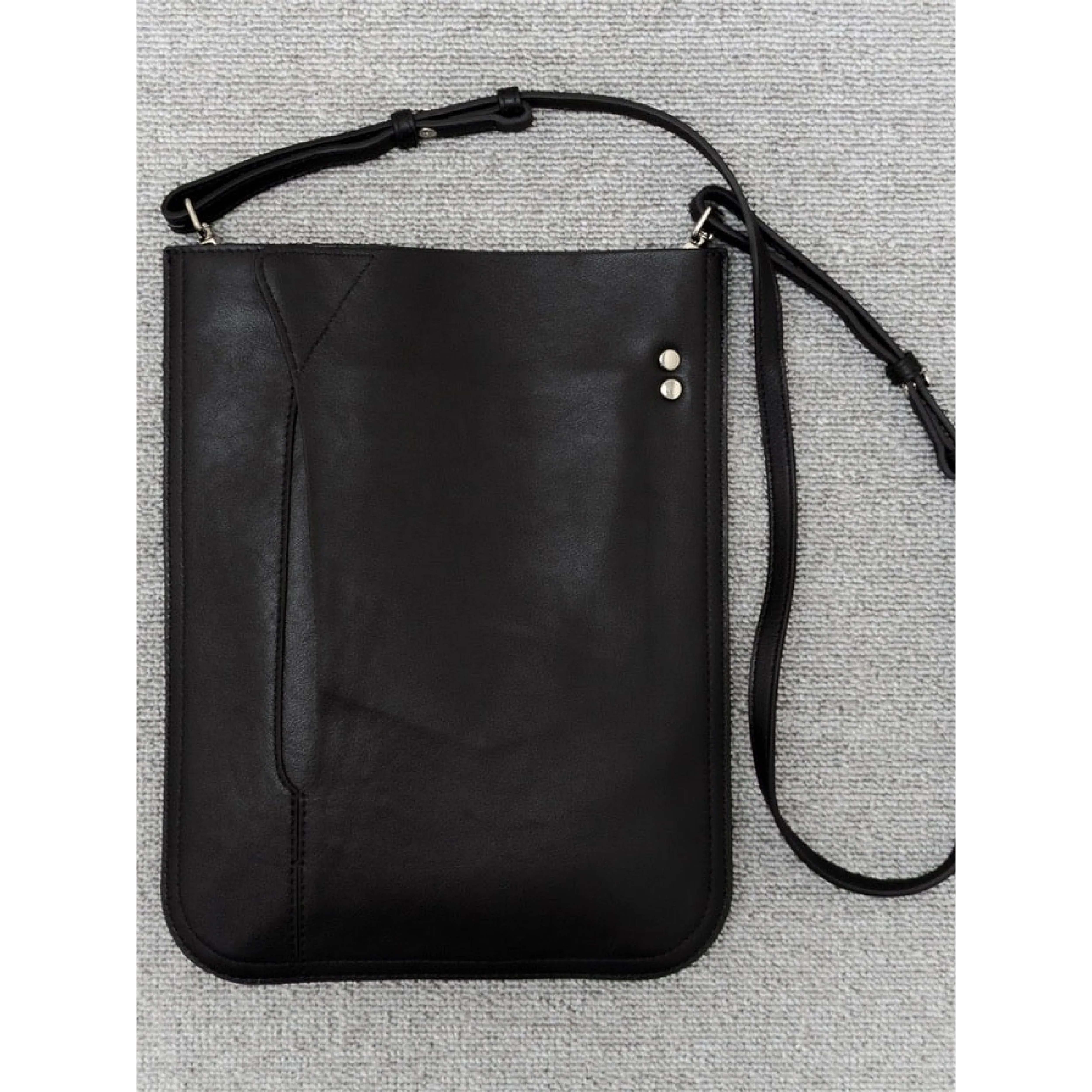 1dyll.assemblage Dimple Flap Crossbody