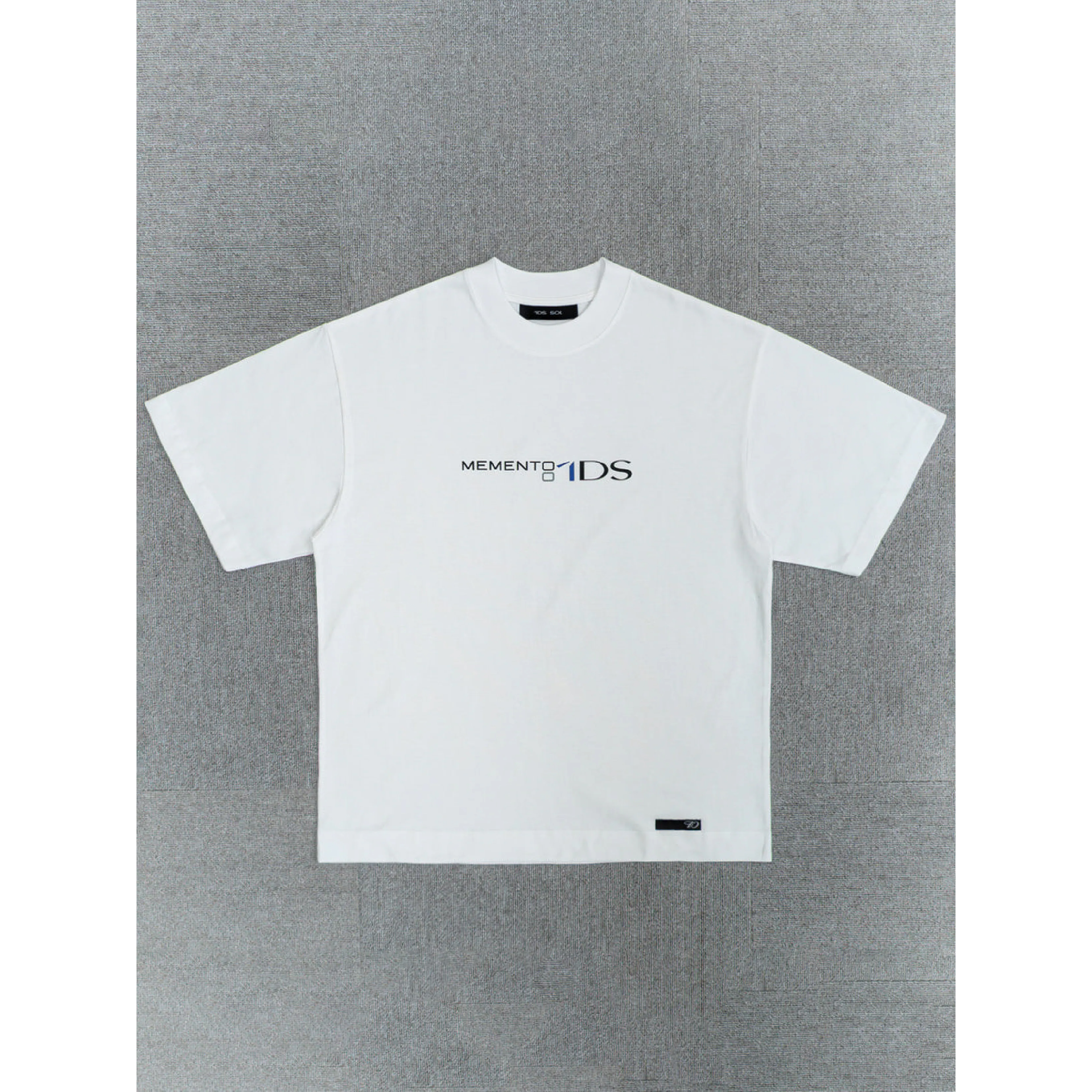 1dyll.assemblage 10SS MEMENTO Boxy Tee