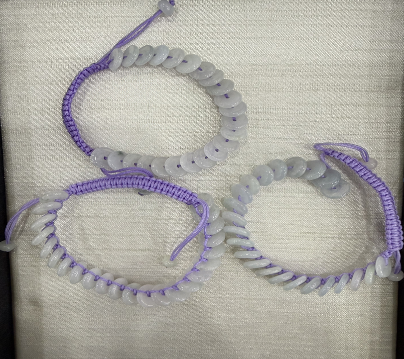 AD823 翡翠平安扣手繩 $388