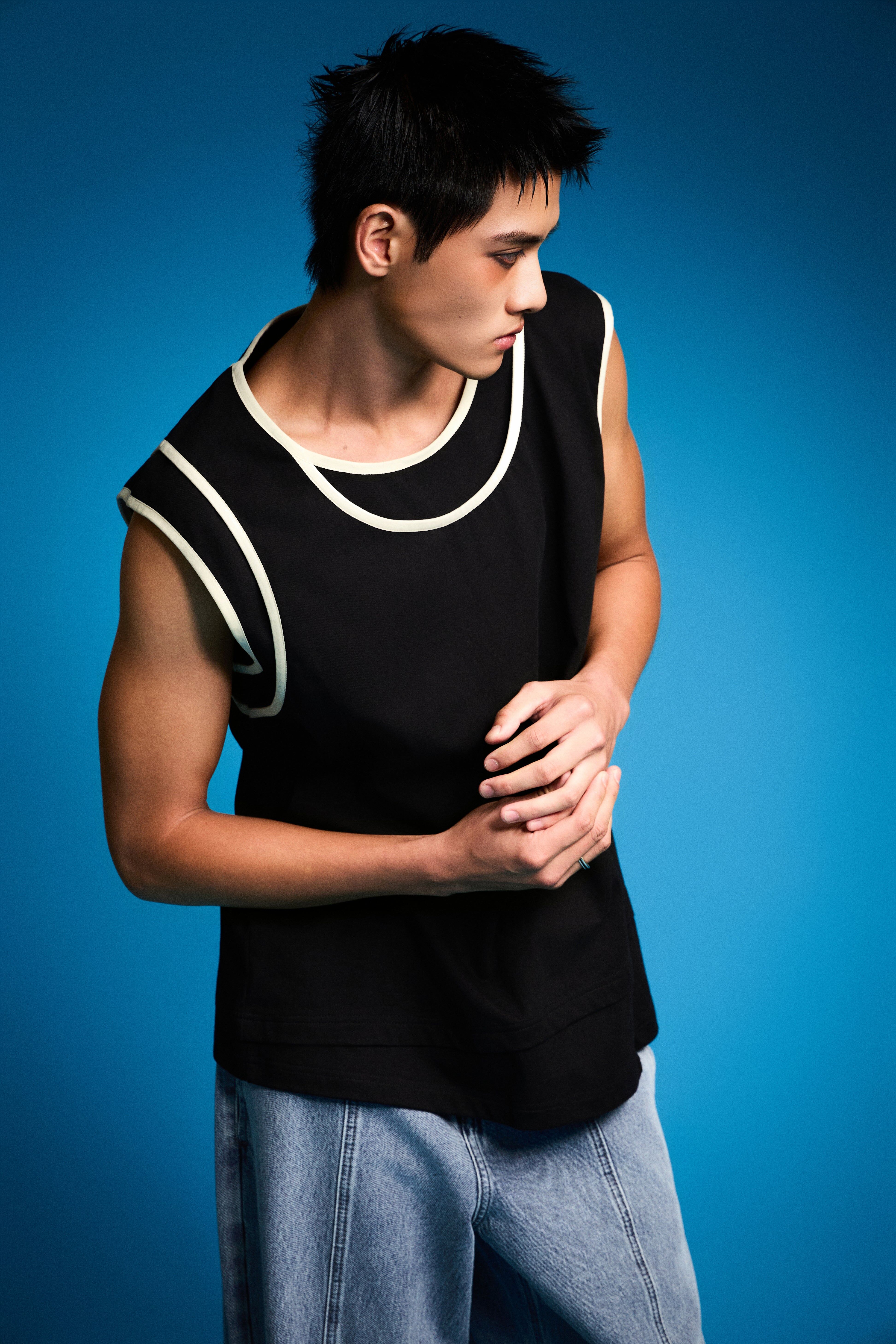 Subtle Tag Tank